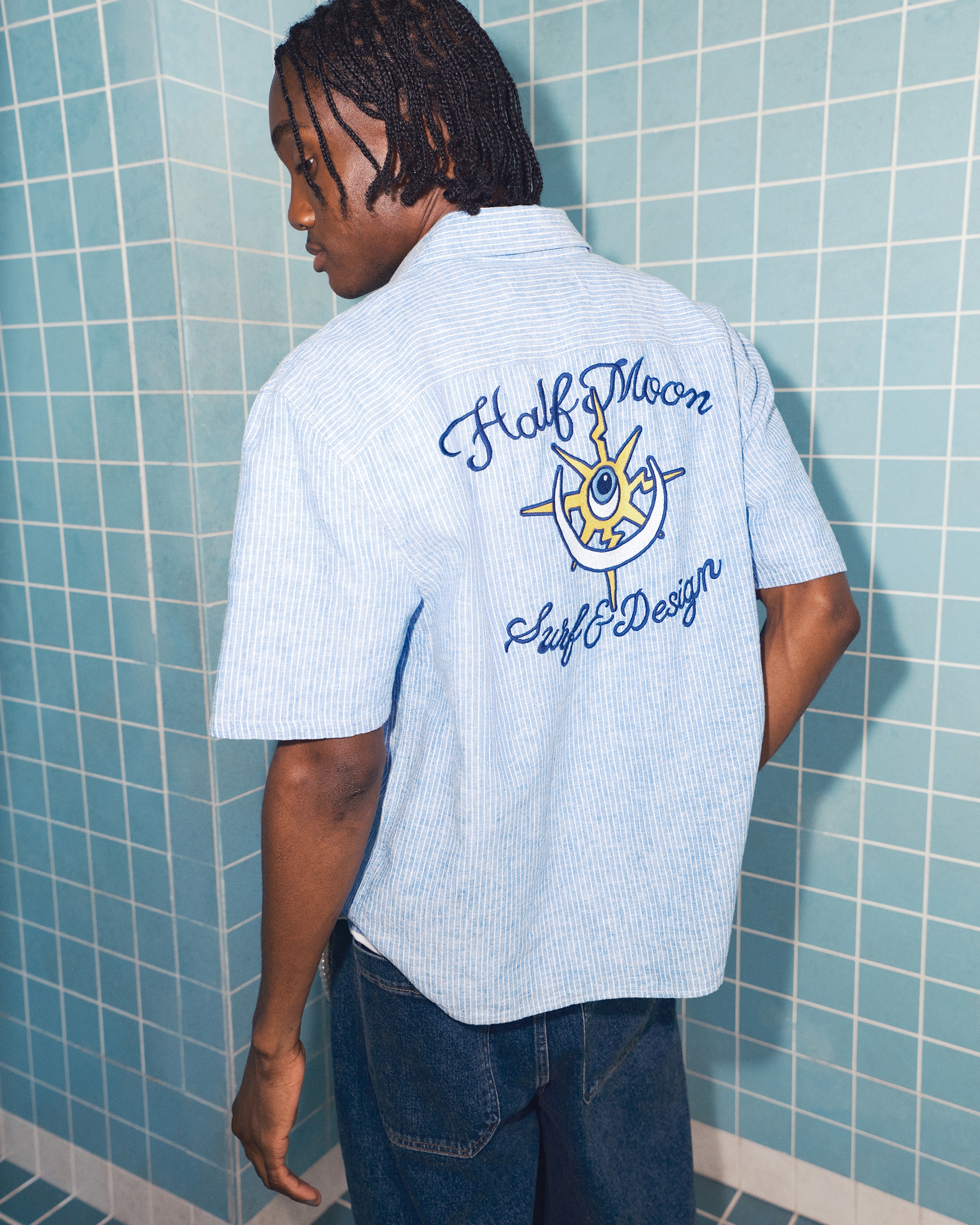 Boxy Short-Sleeve Linen-Blend Half Moon Graphic Shirt