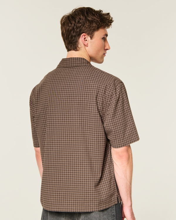 Men's Boxy Short-Sleeve Graphic Shirt | Men's Tops | HollisterCo.com