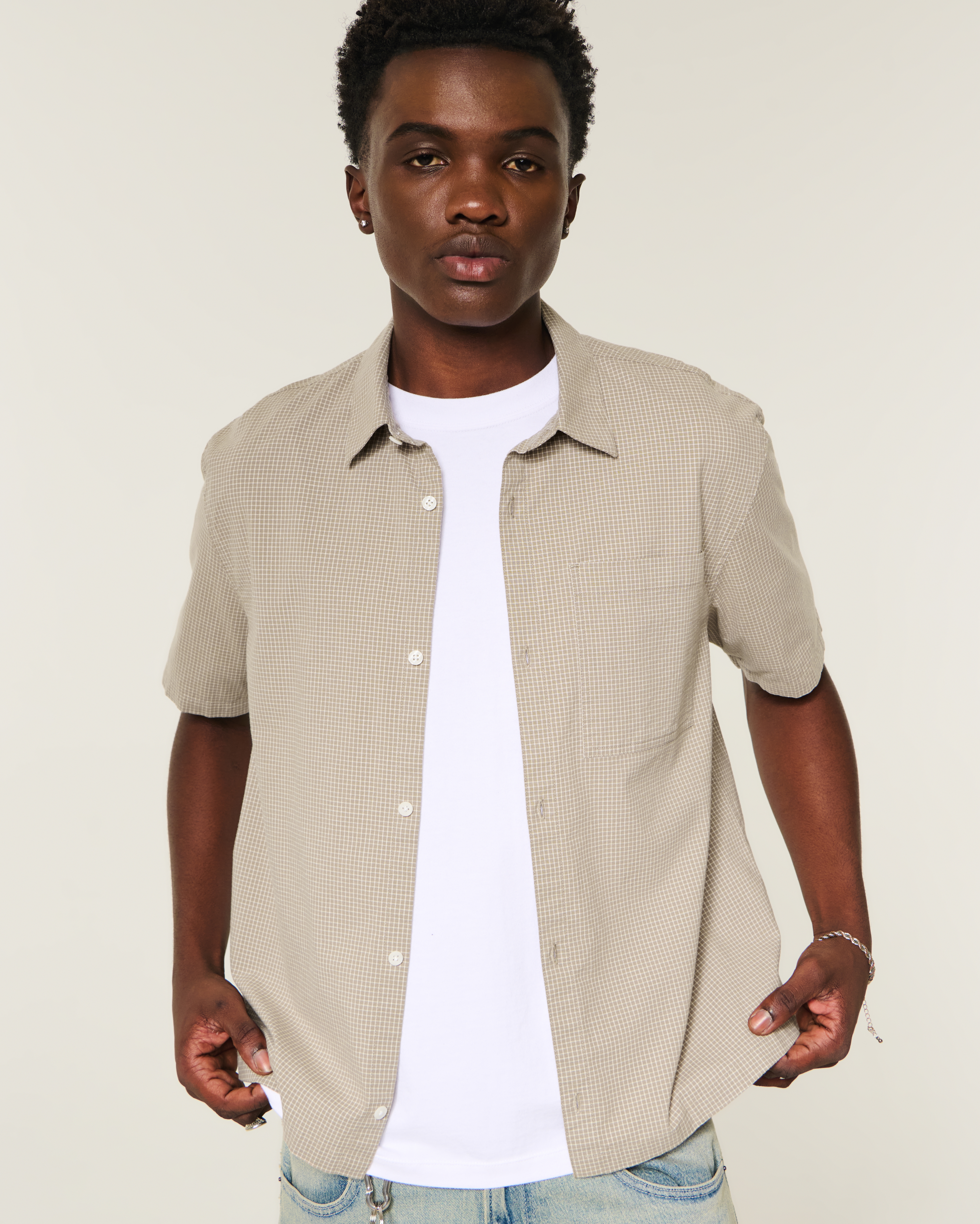 Boxy Short-Sleeve Wing Graphic Shirt