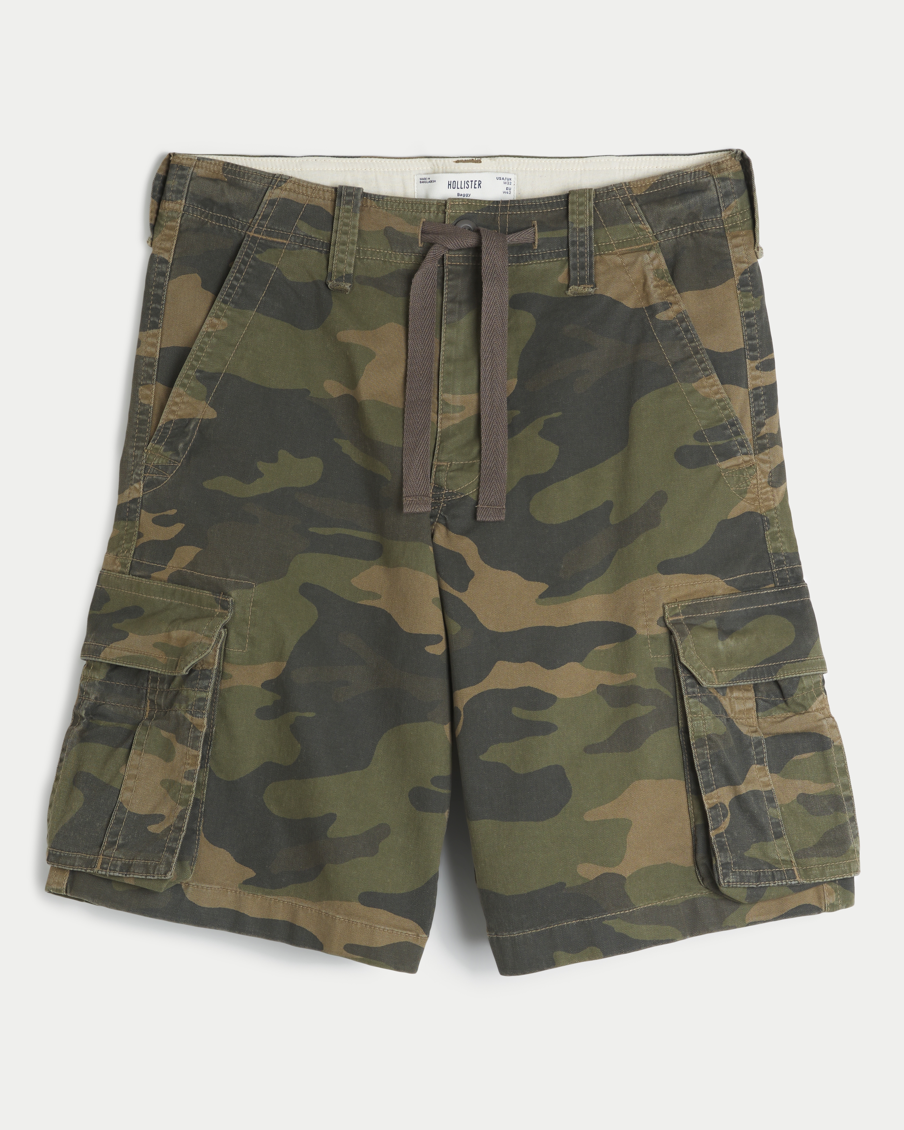 Low-Rise Baggy Camo Cargo Shorts