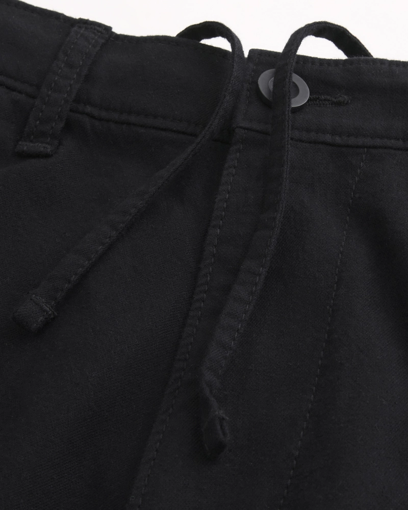 At-the-Knee Linen-Blend Flex-Waist Shorts