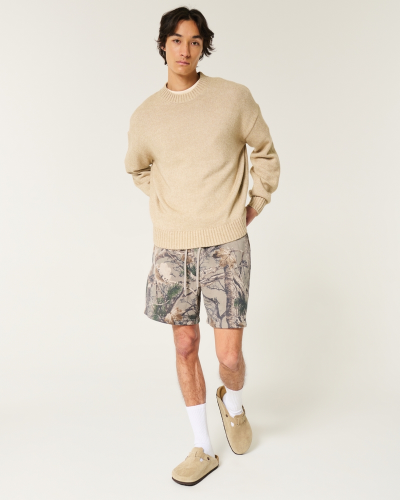 Mid-Thigh Camo Loose Fleece Shorts