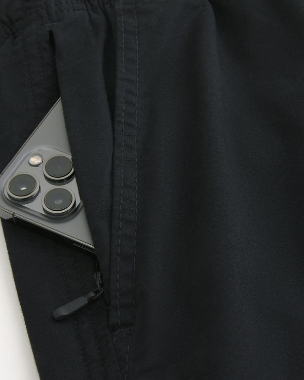 Mid-Thigh Twill Pull-On Shorts