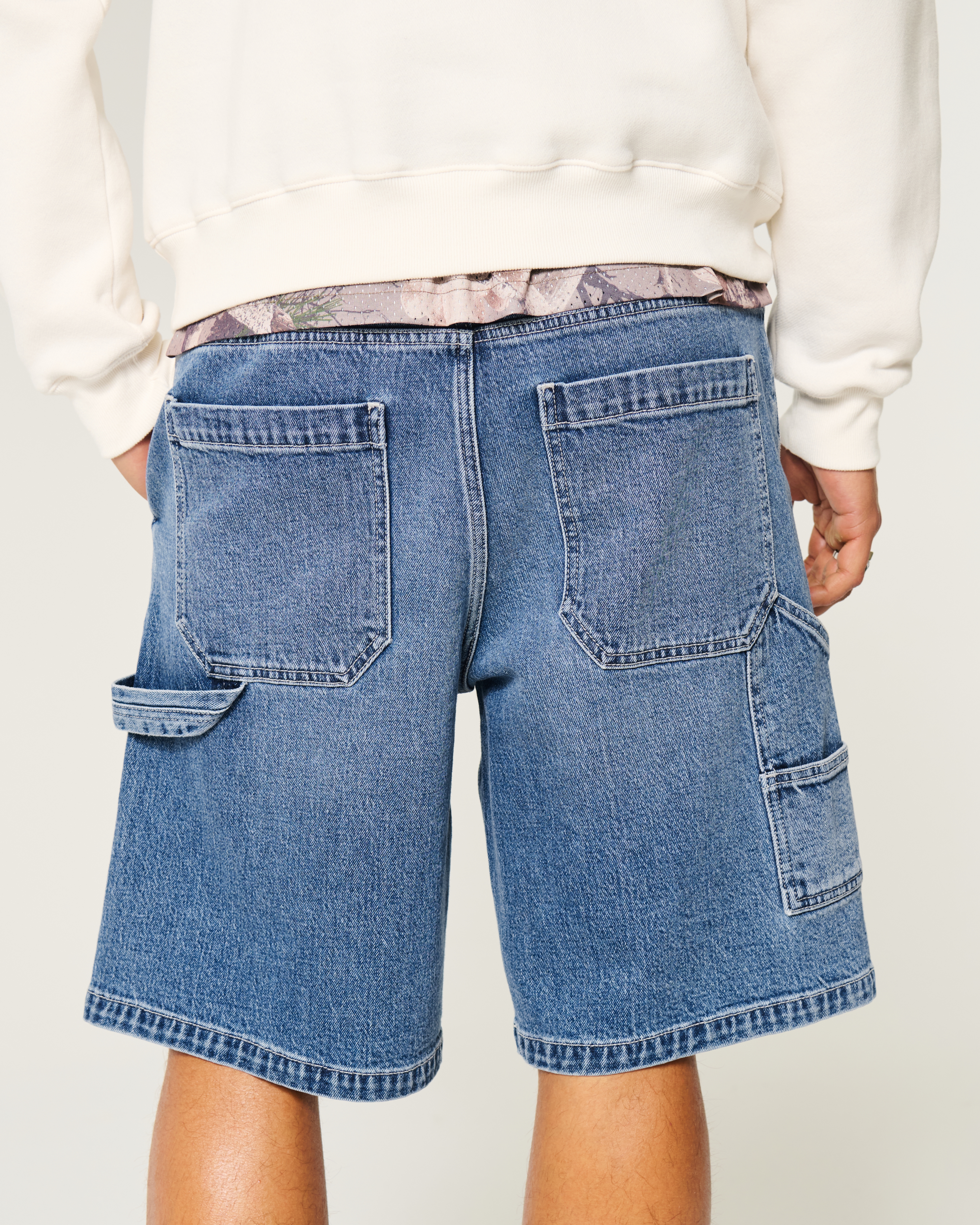 Medium Wash Baggy Painter Denim Shorts