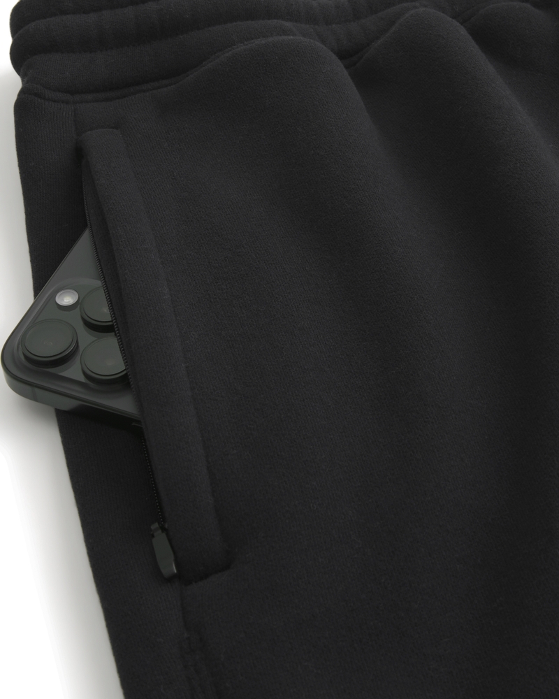 Mid-Thigh Loose Fleece Shorts