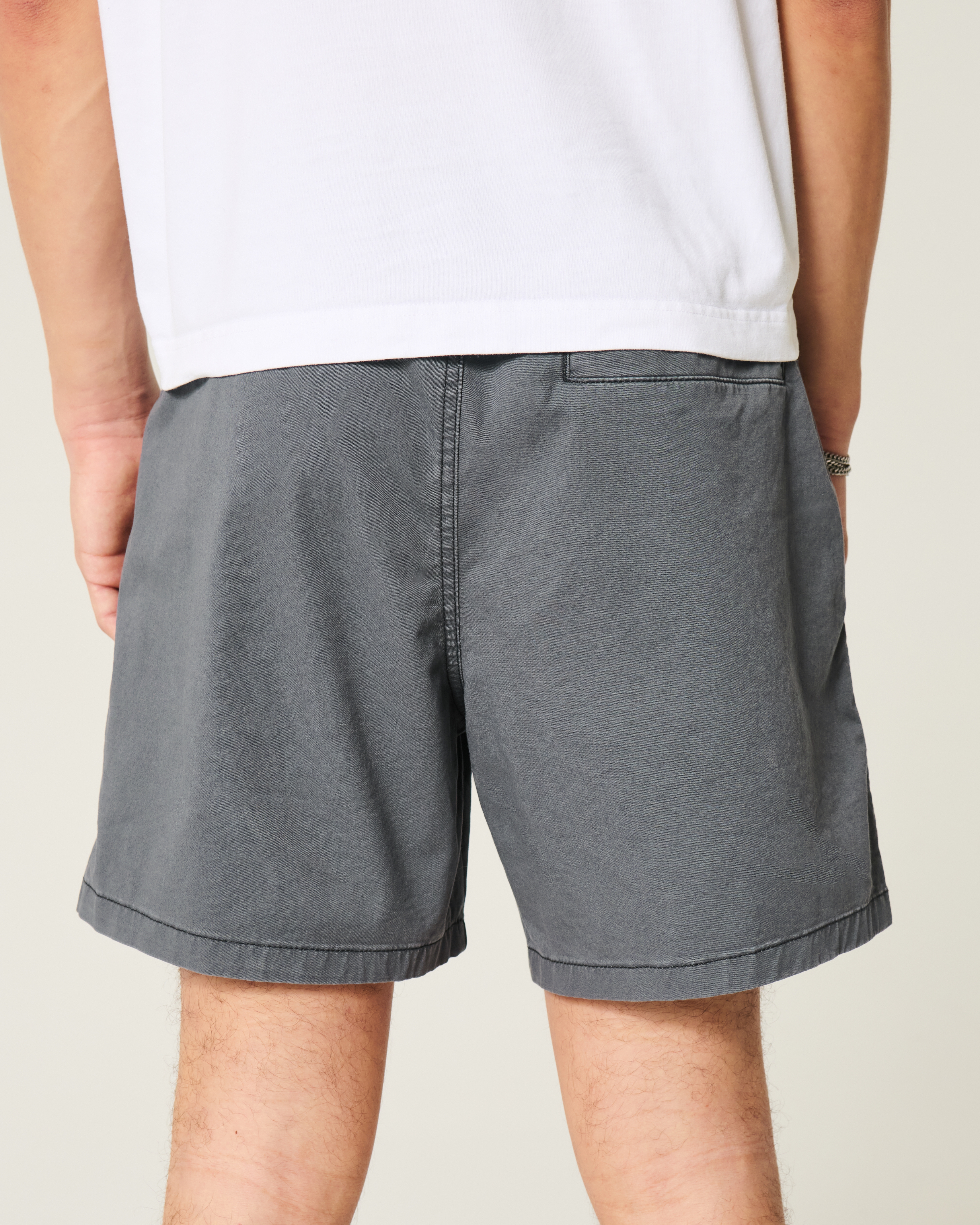 Men's Mid-Thigh Twill Pull-On Shorts | Men's Sale