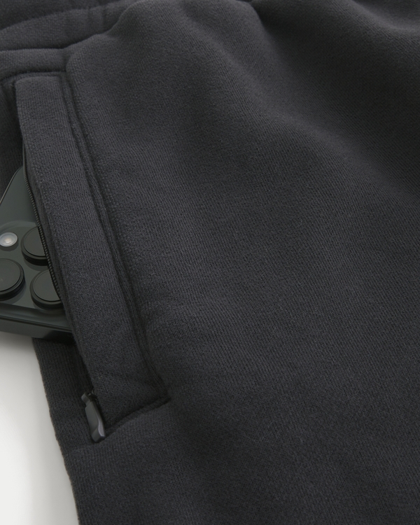 University of Oregon Ducks Graphic Fleece Shorts