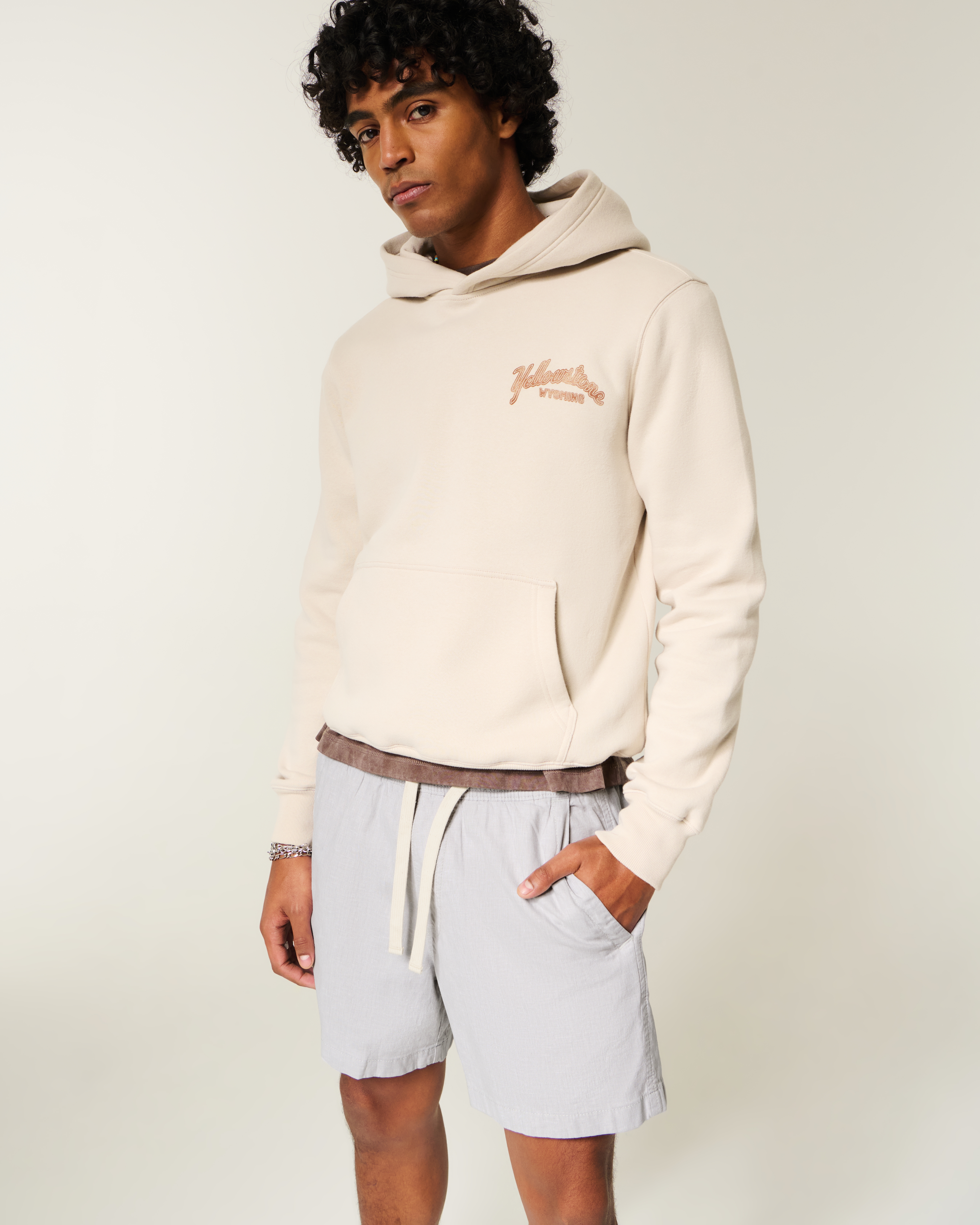 Mid-Thigh Linen-Blend Pull-On Shorts