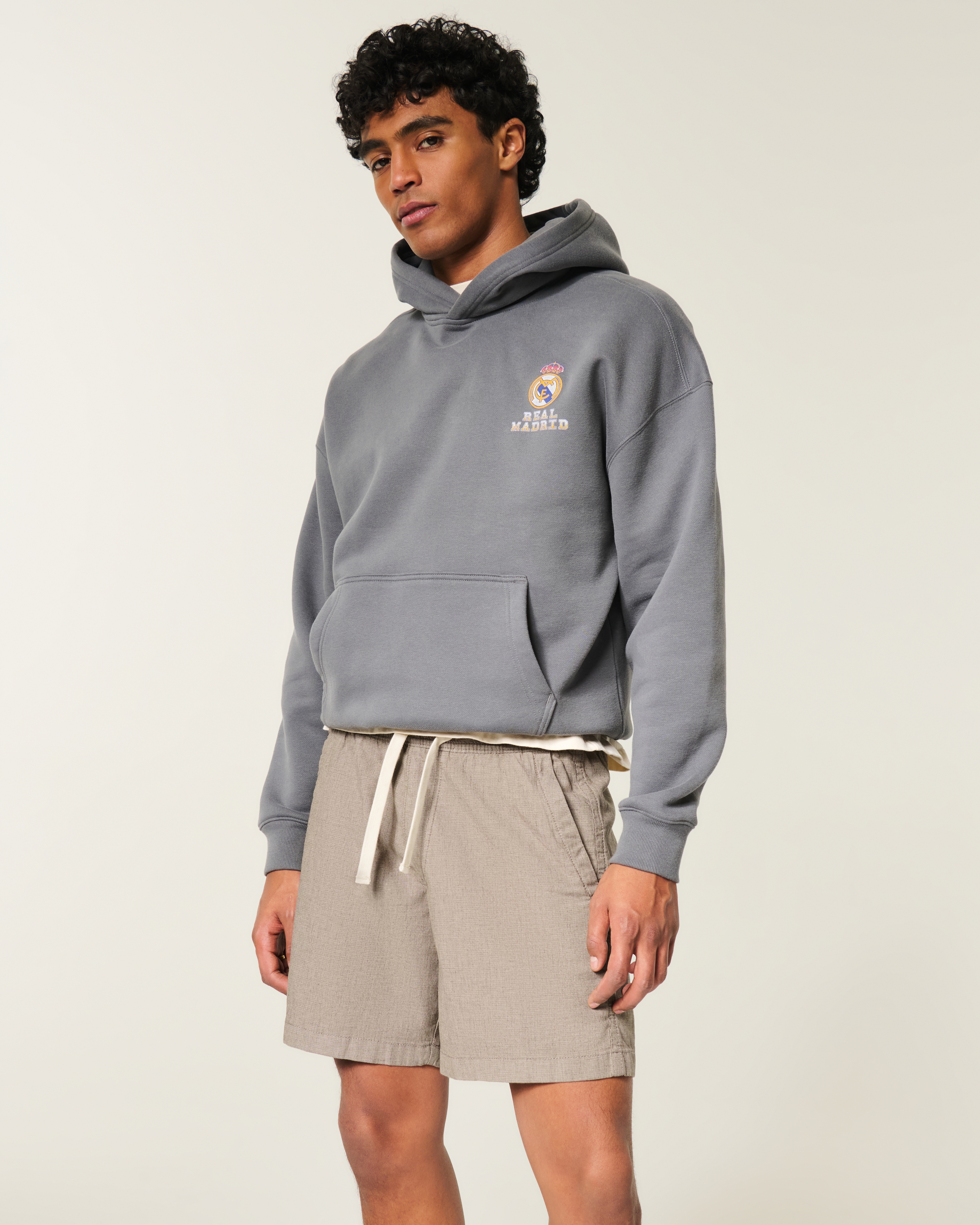 Mid-Thigh Linen-Blend Pull-On Shorts