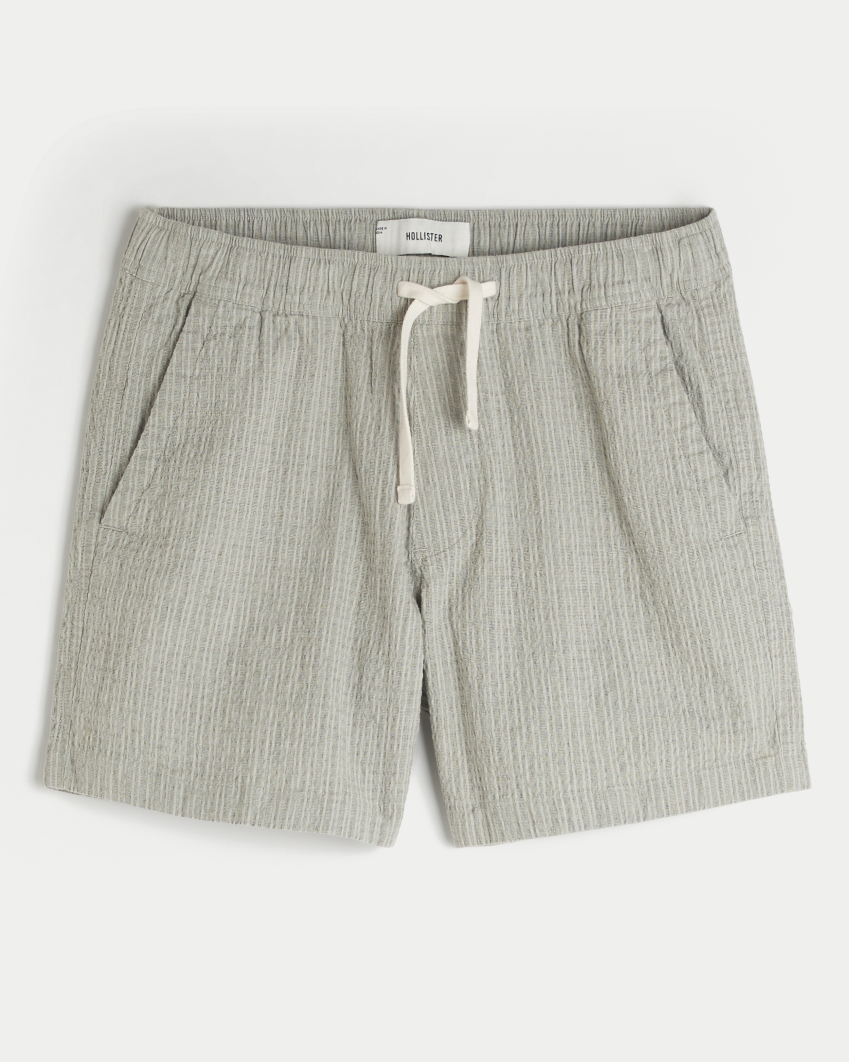 Mid-Thigh Seersucker Pull-On Shorts