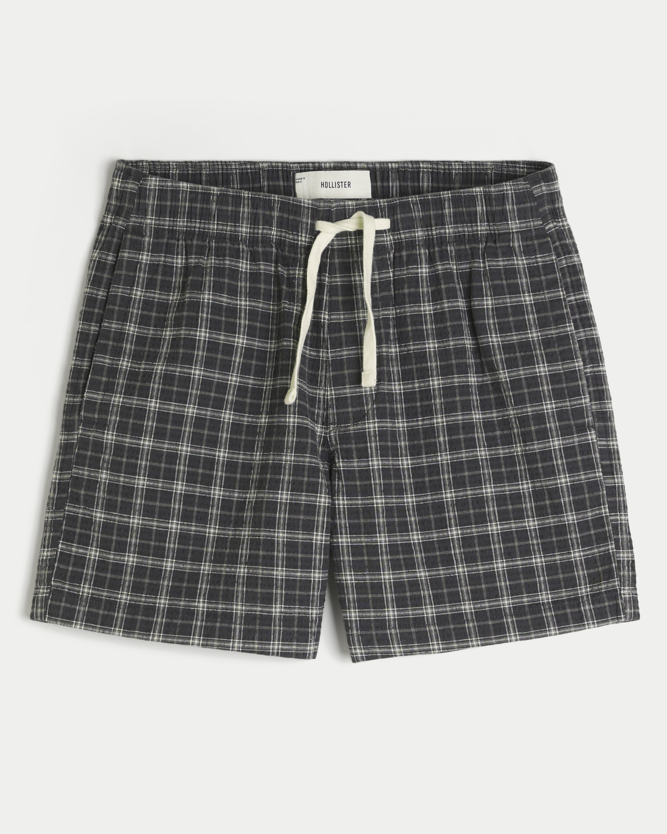 Mid-Thigh Seersucker Pull-On Shorts