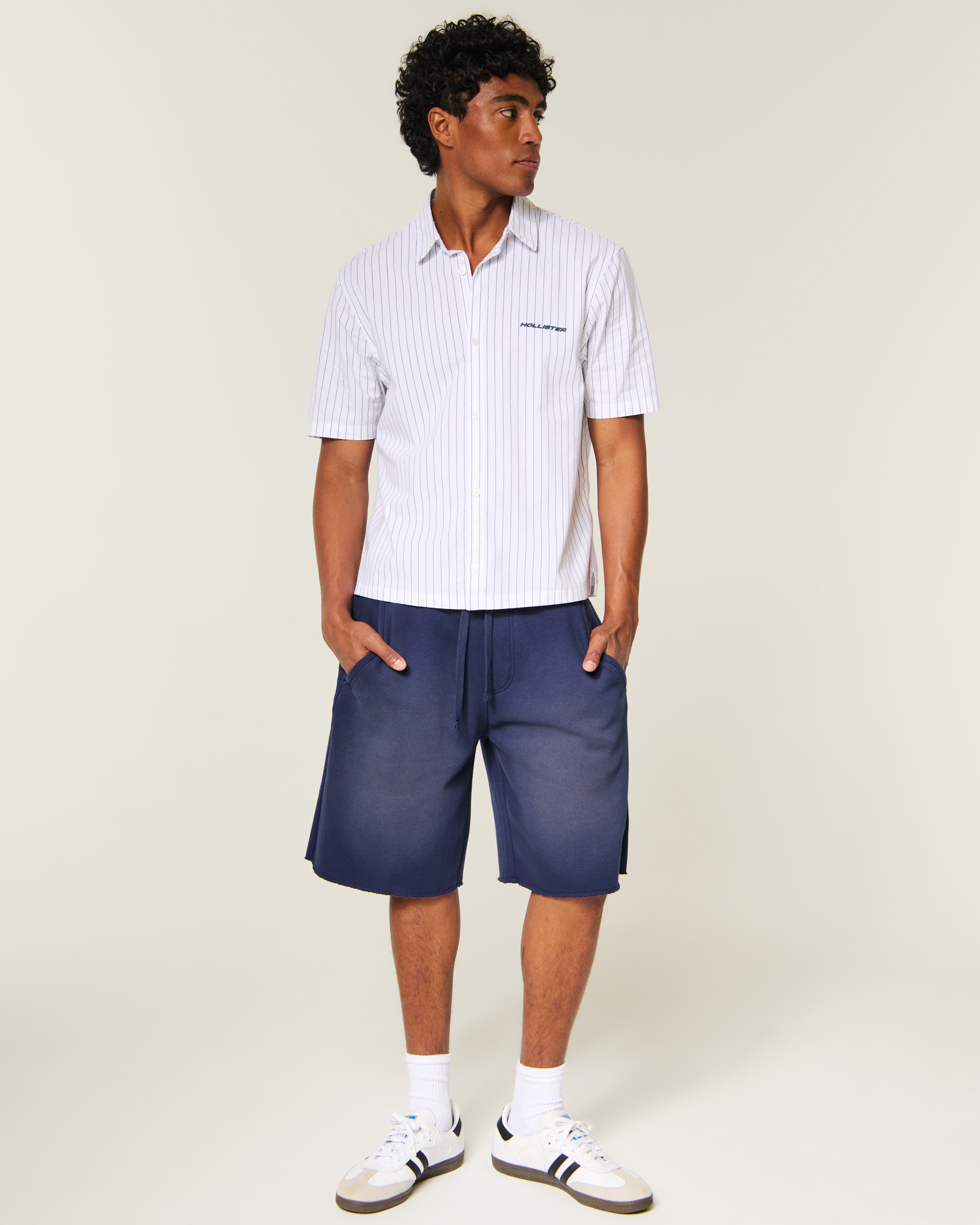 Hollister Feel Good Below-the-Knee Thigh Blast Baggy Fleece Shorts