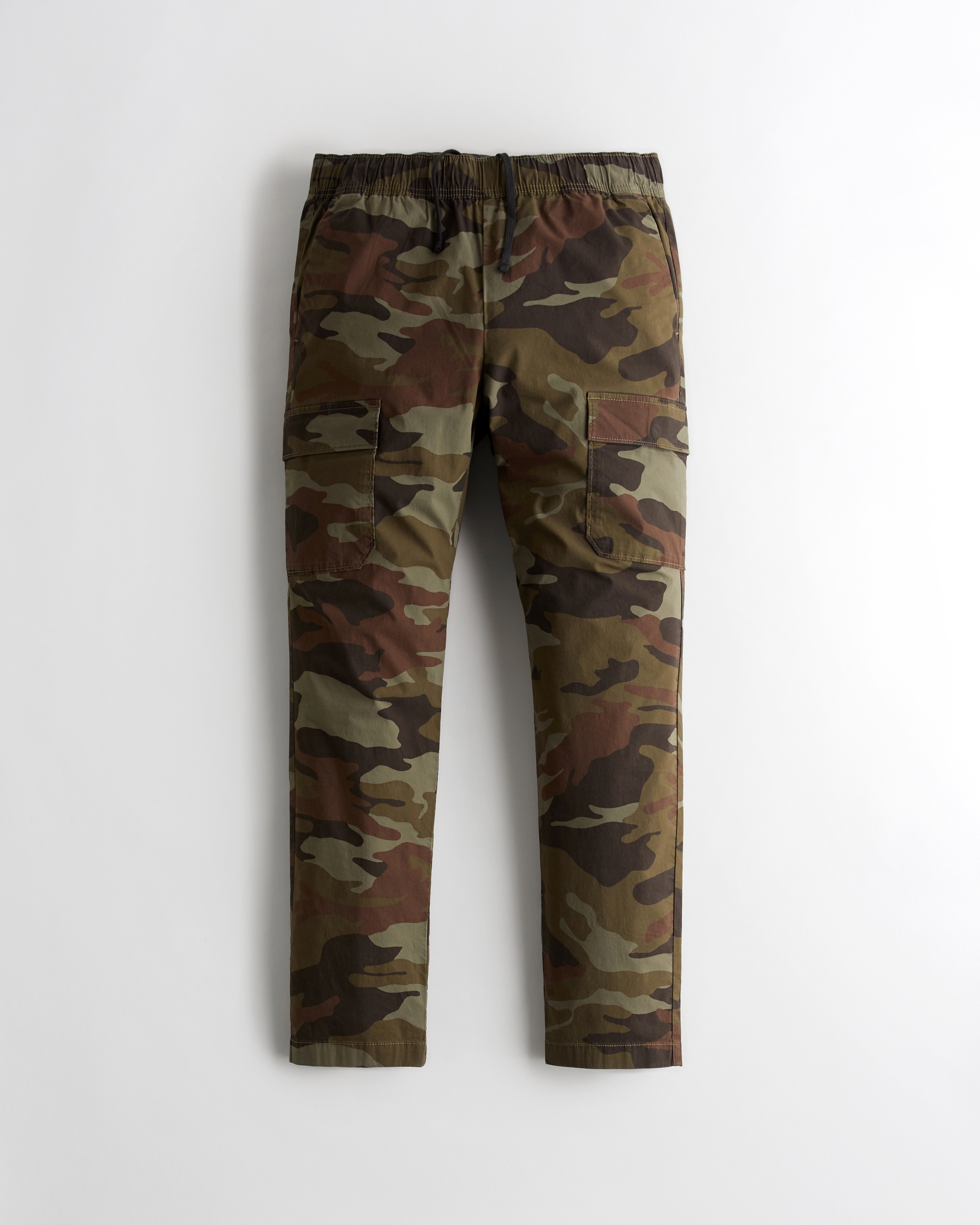 guy camo pants