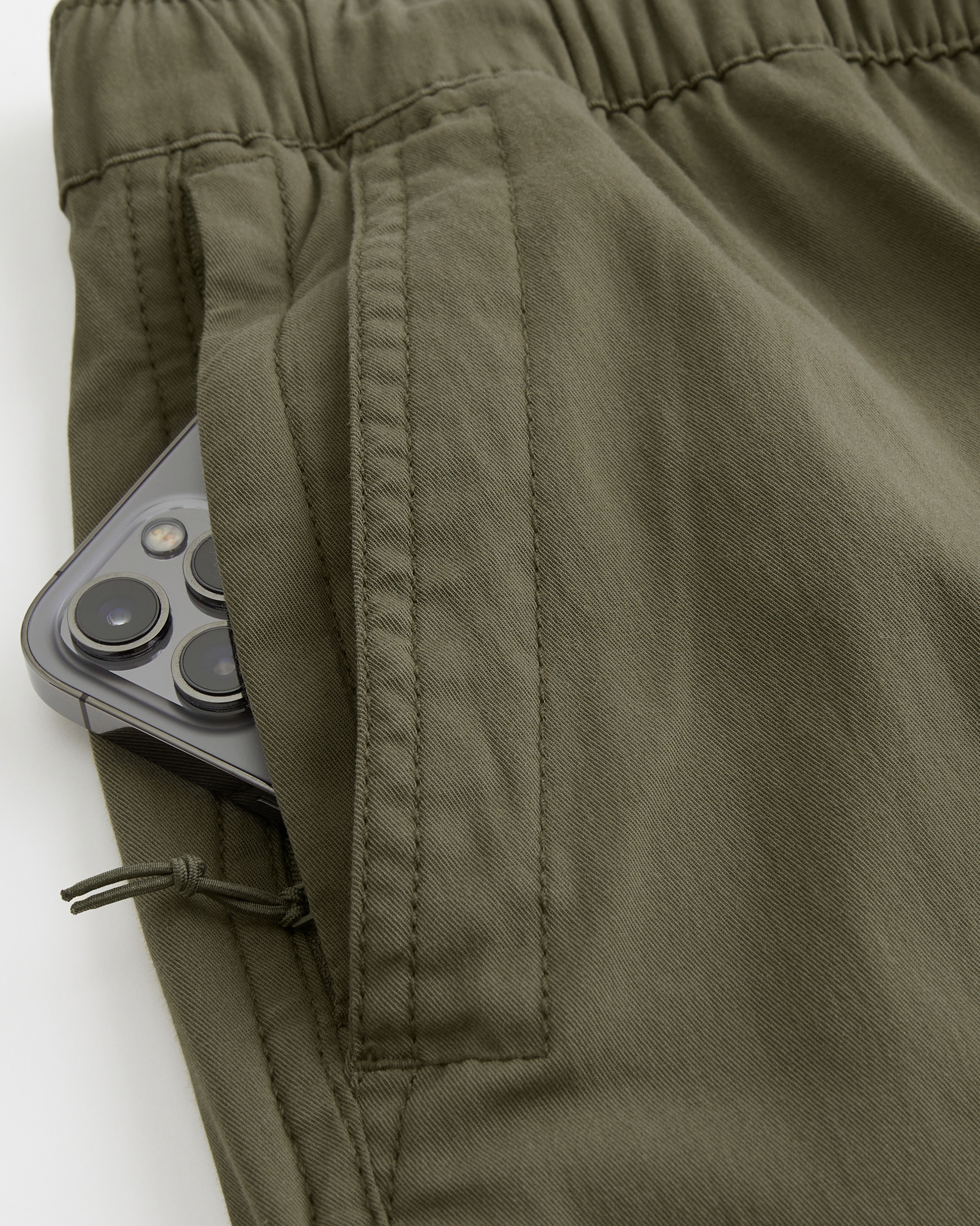 Men's Cargo Parachute Pants | Men's Bottoms | HollisterCo.com