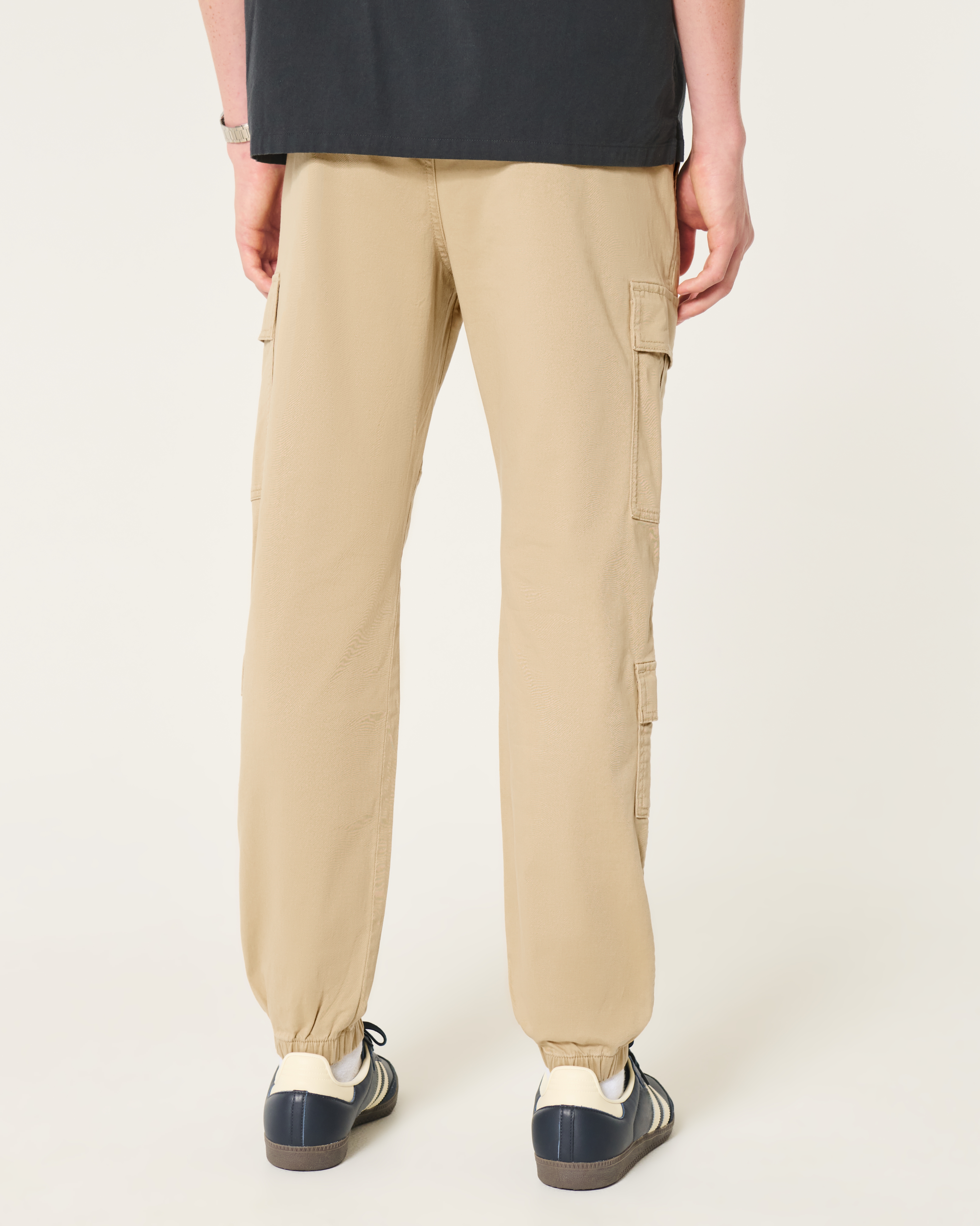 Relaxed Cargo Joggers