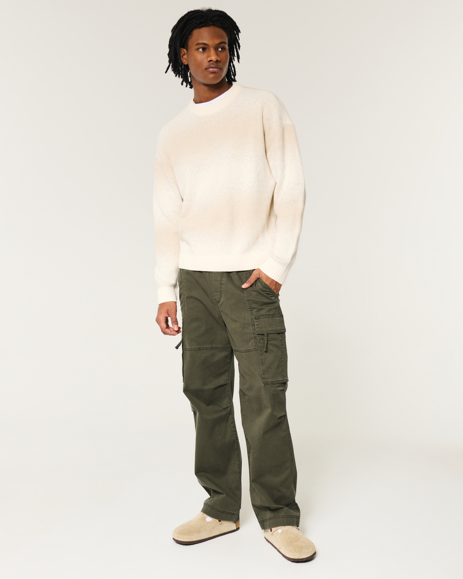 メンズ バギー カーゴ プルオンパンツ | メンズ セール | HollisterCo.com