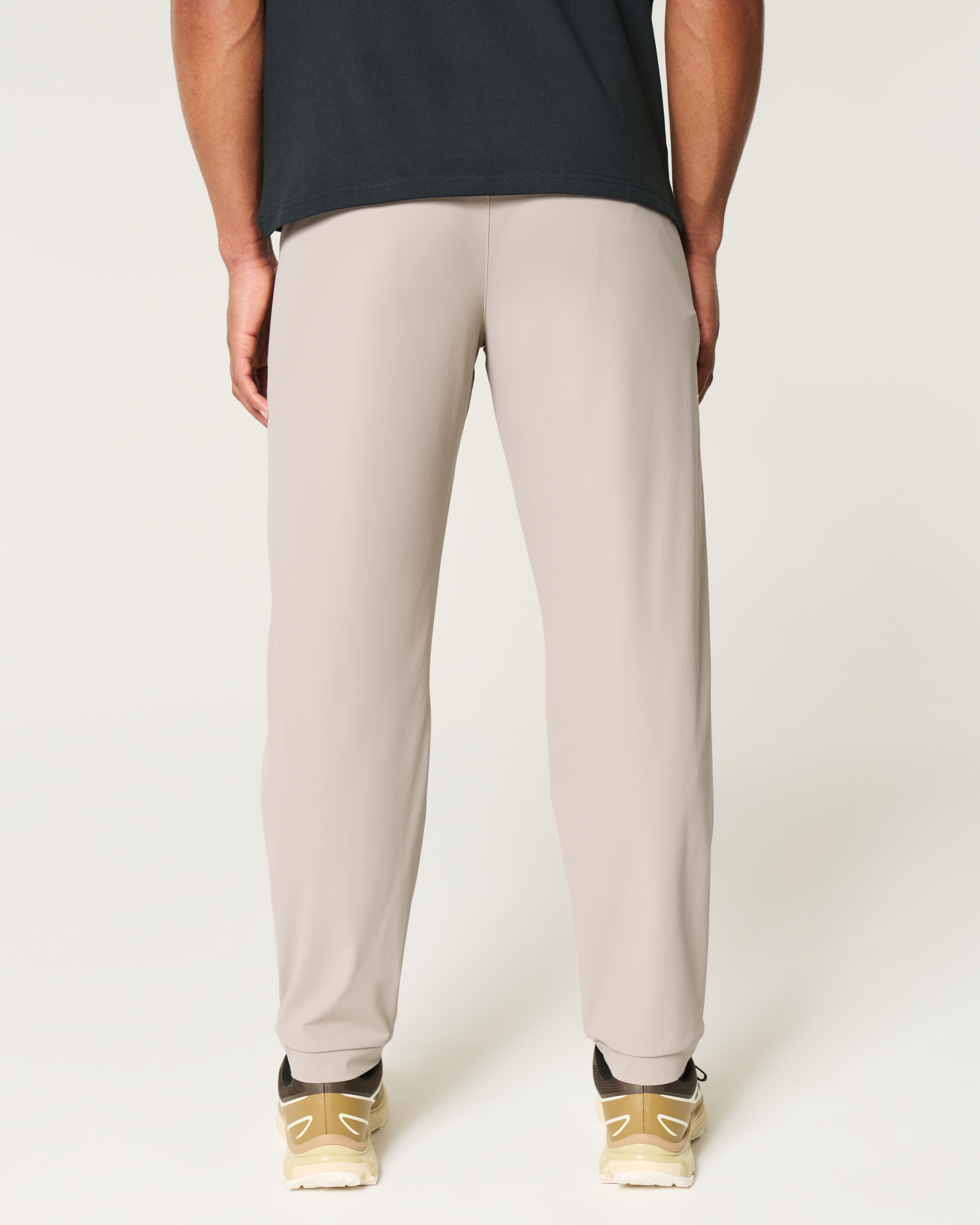 Men's Relaxed All-Day Taper Pants | Men's Clearance