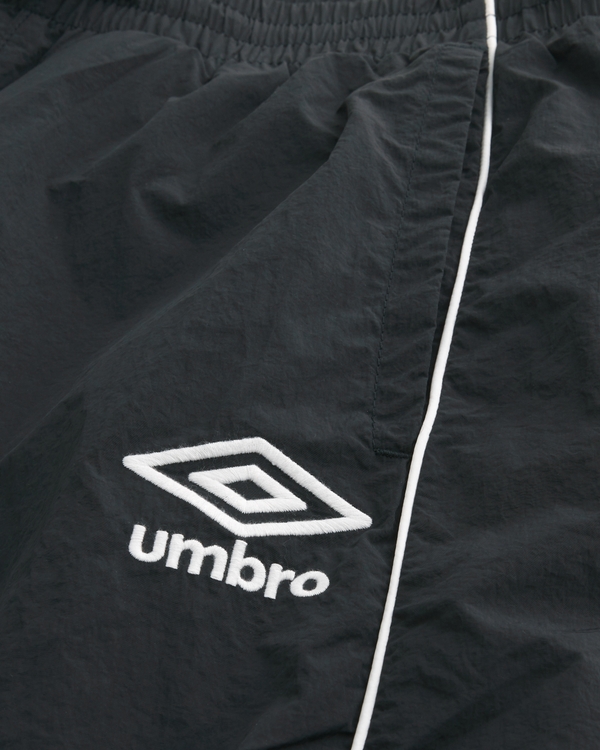Men's Baggy Umbro Graphic Track Pants | Men's Clearance