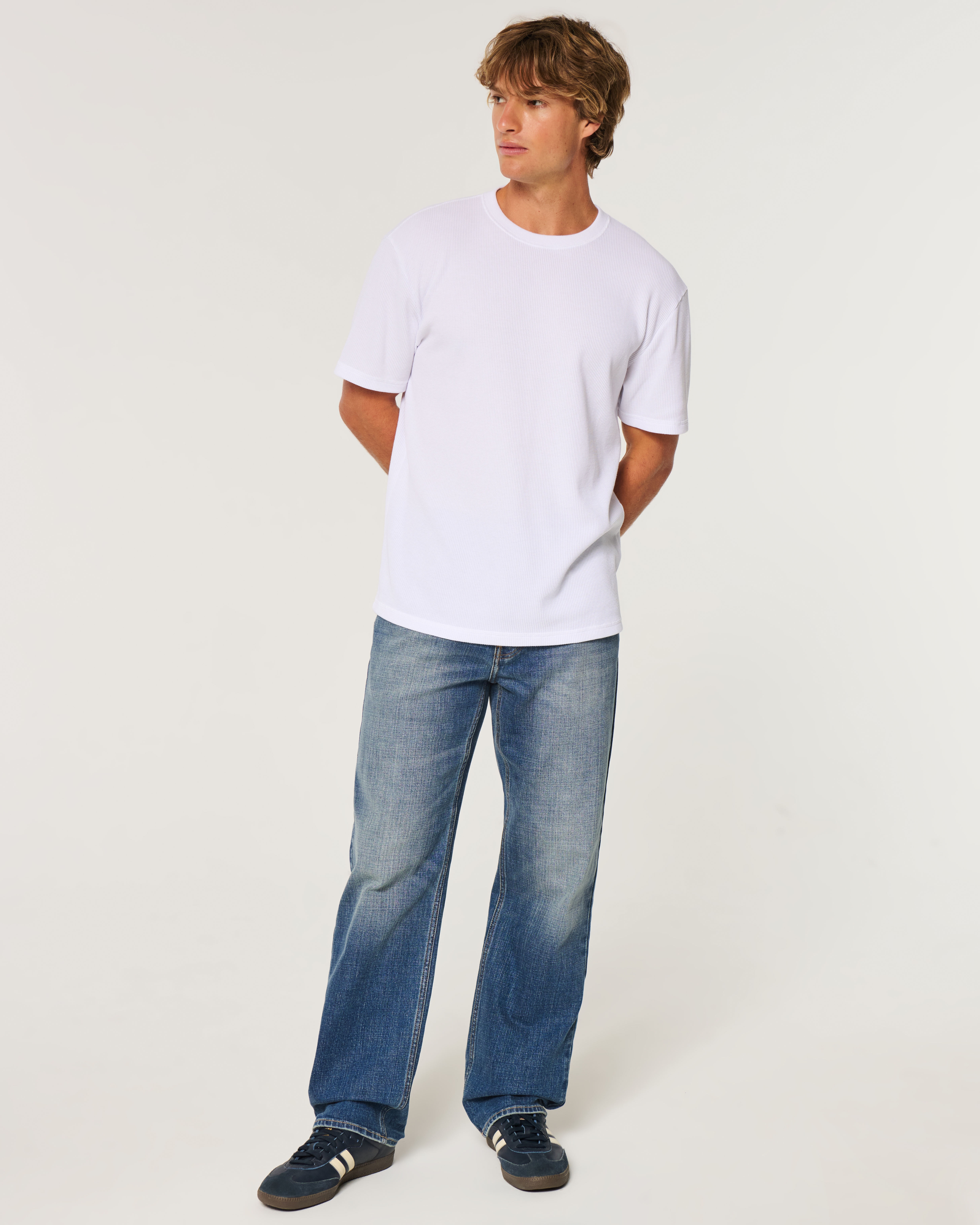 Relaxed Straight Jeans