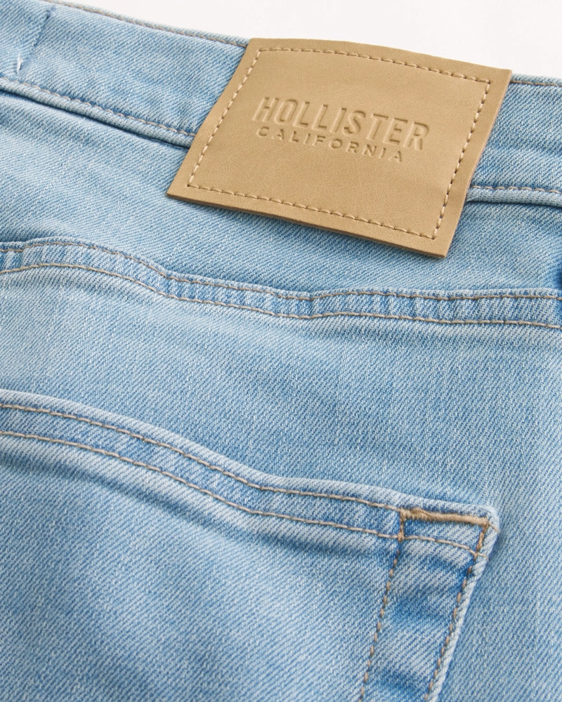 Light Wash Skinny Jeans