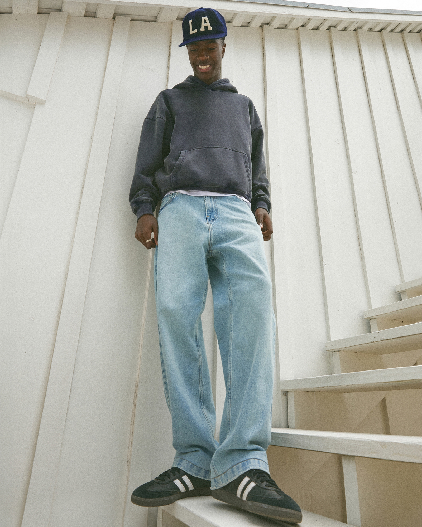 Men's Light Wash Baggy Jeans | Men's Bottoms | HollisterCo.com