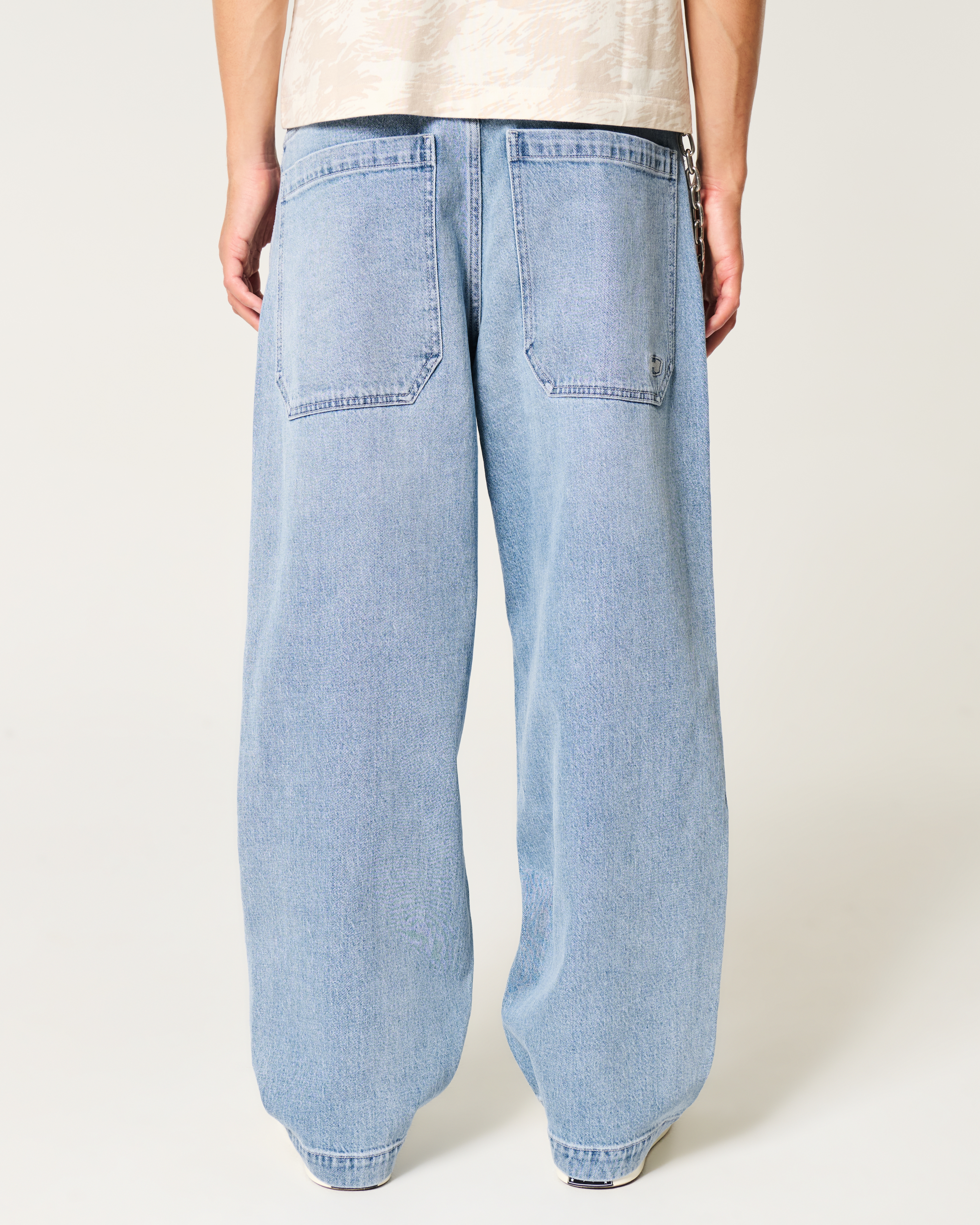 Medium Wash Baggy Skater Jeans