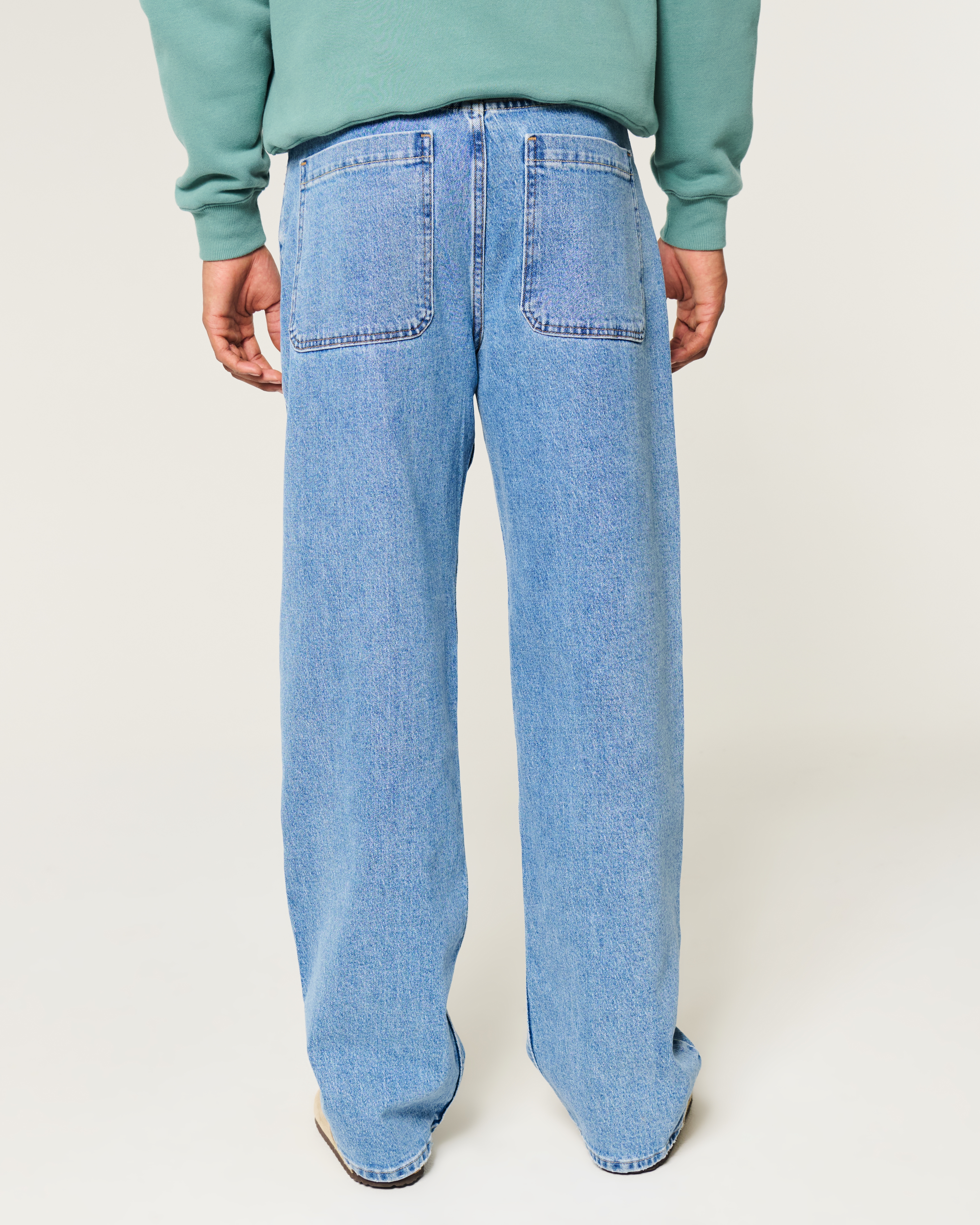 Medium Wash Baggy Jeans