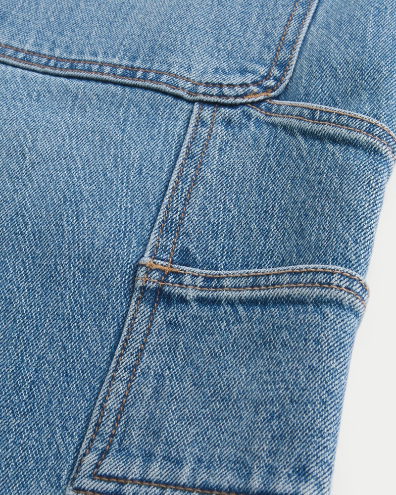 Medium Wash Loose Carpenter Jeans