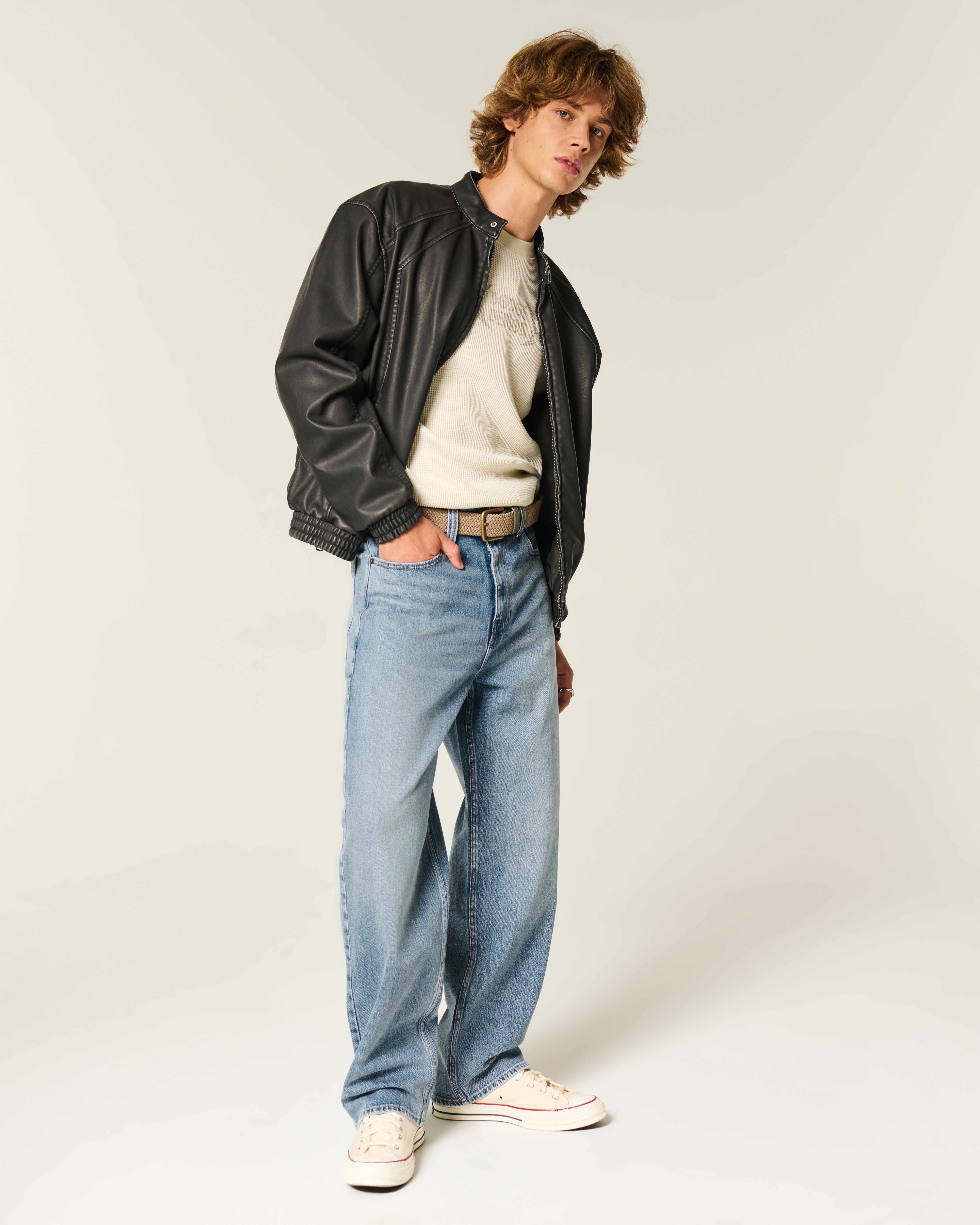 Medium Wash Baggy Jeans