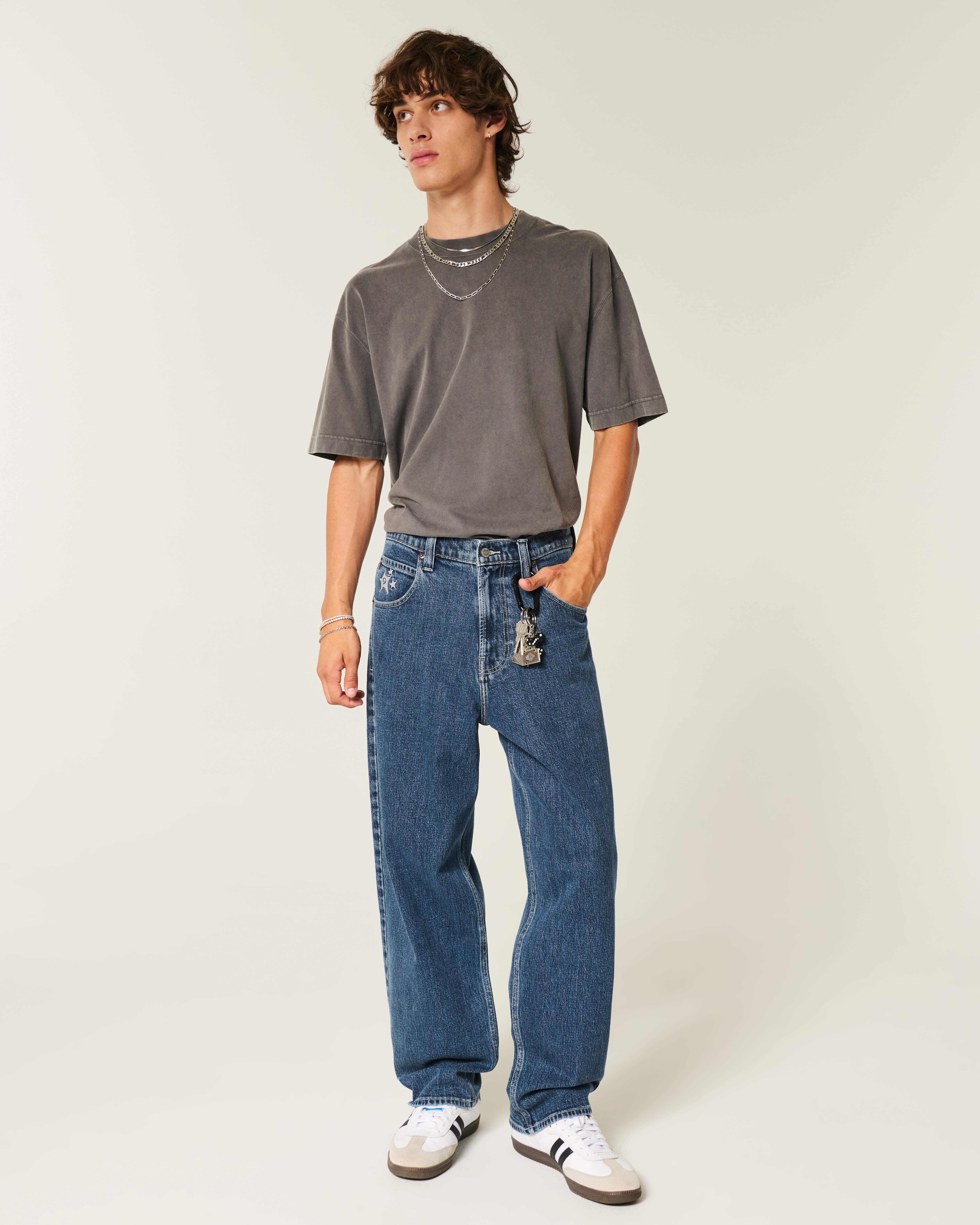 Medium Wash Star Graphic Skater Baggy Jeans
