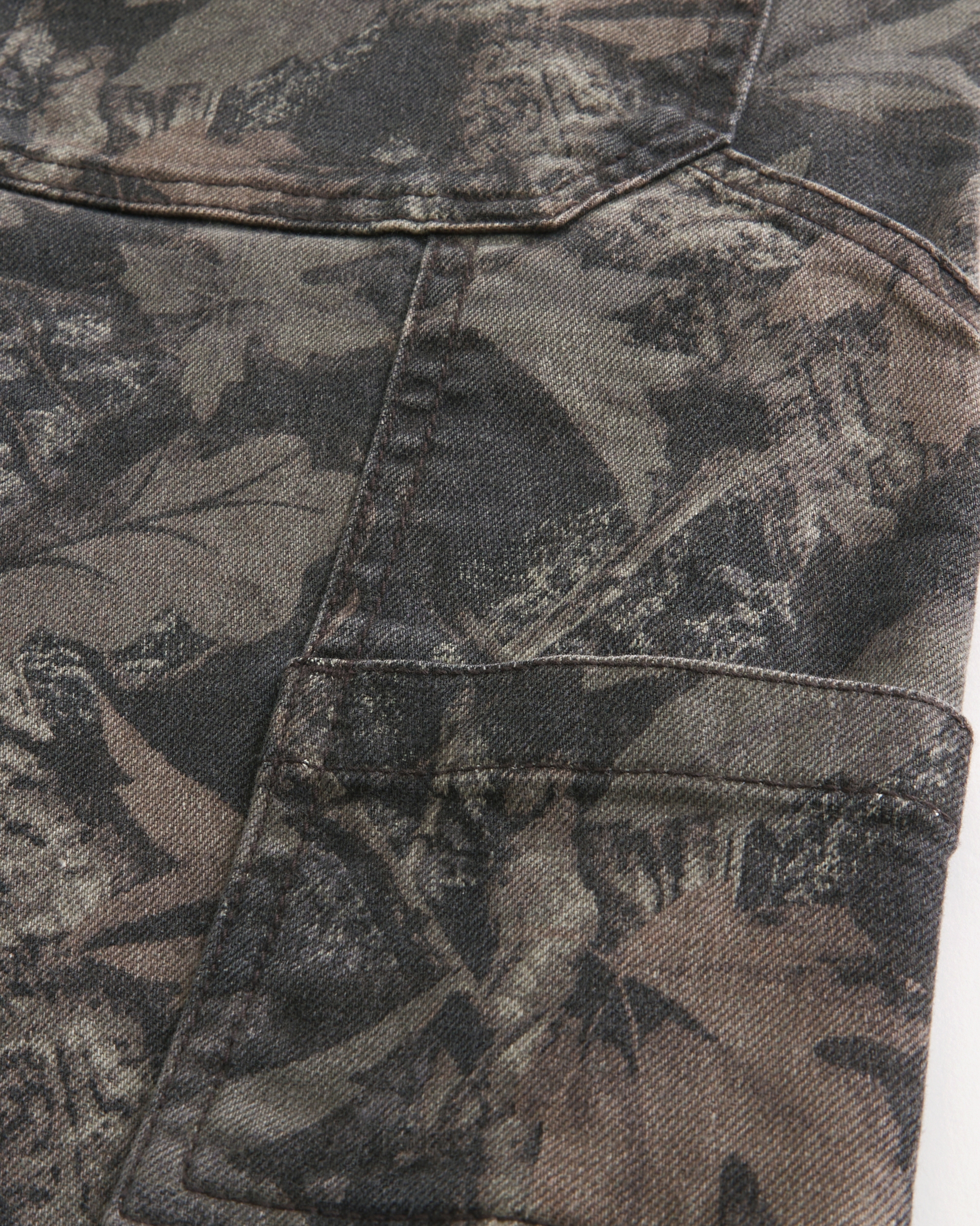 Camo Skater Baggy Painter Jeans