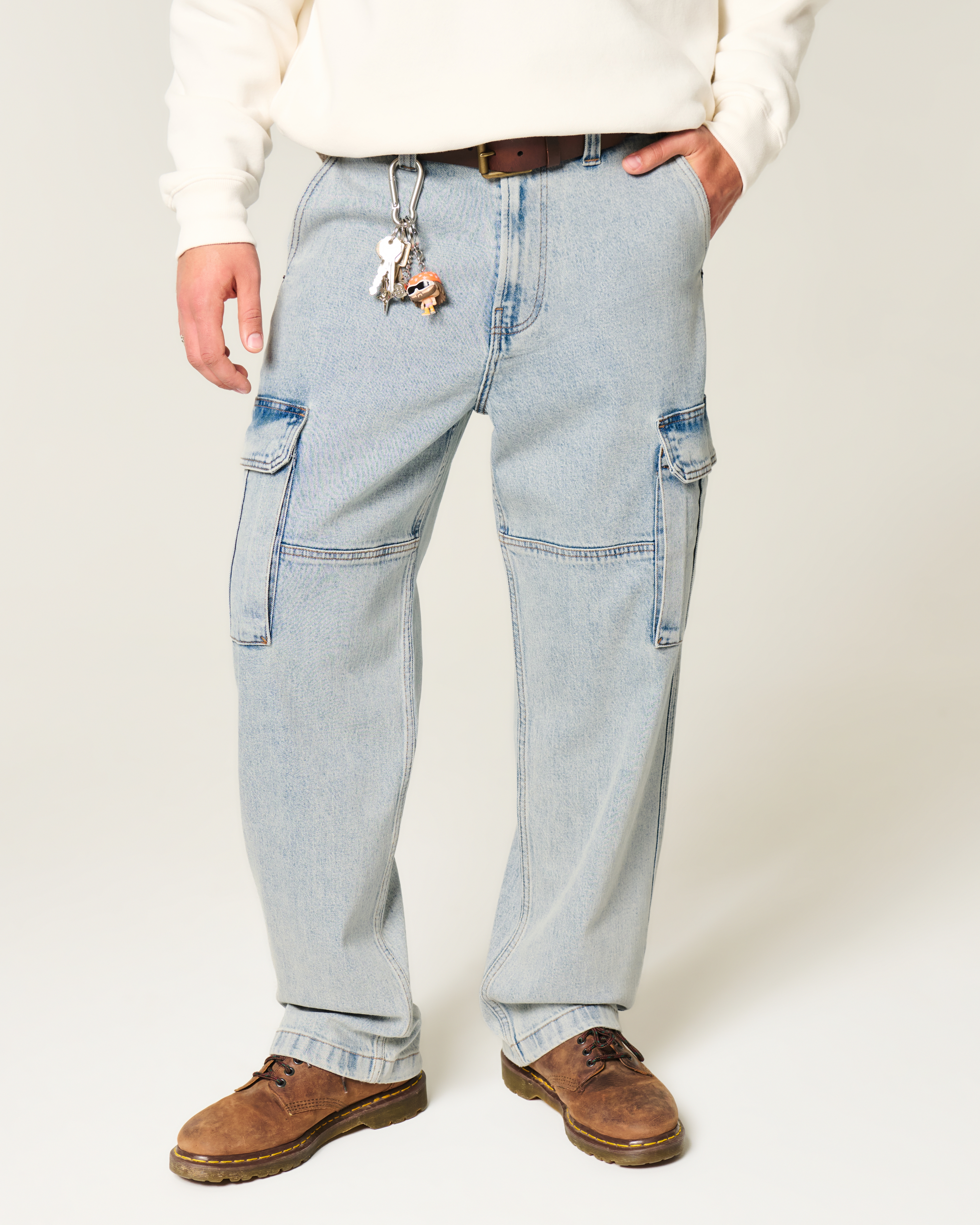 Light Wash Baggy Cargo Jeans
