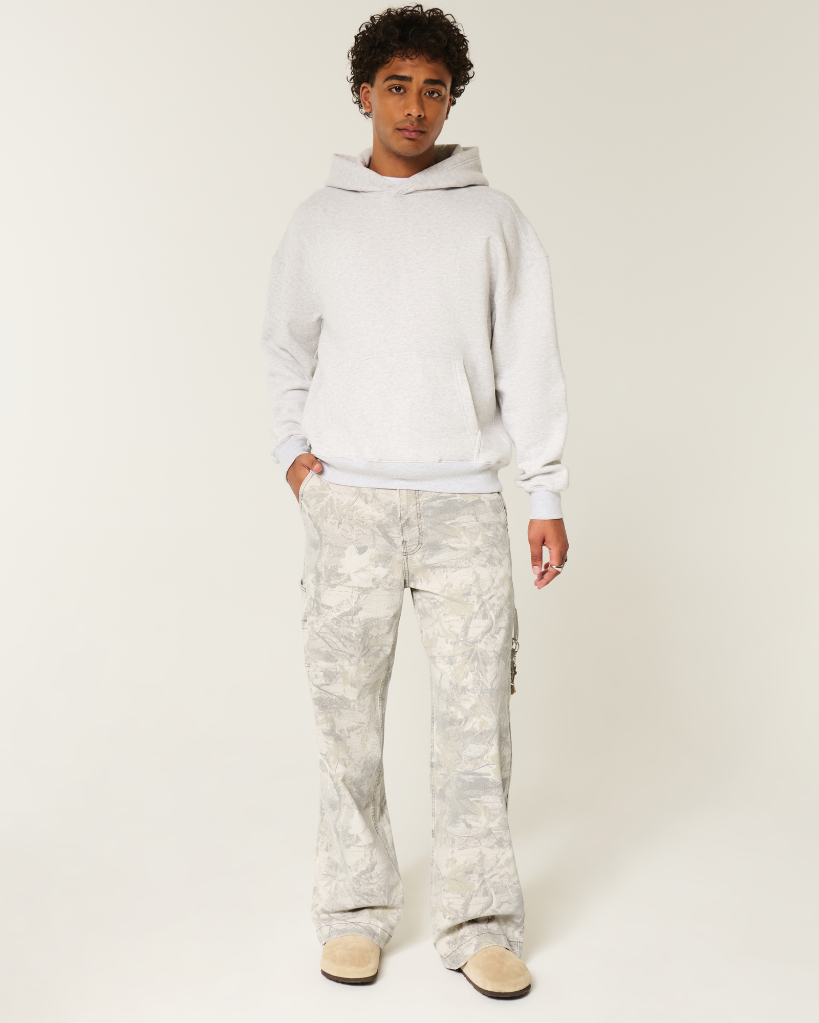 Men's Medium Wash Super Baggy Jeans | Men's Sale | HollisterCo.com