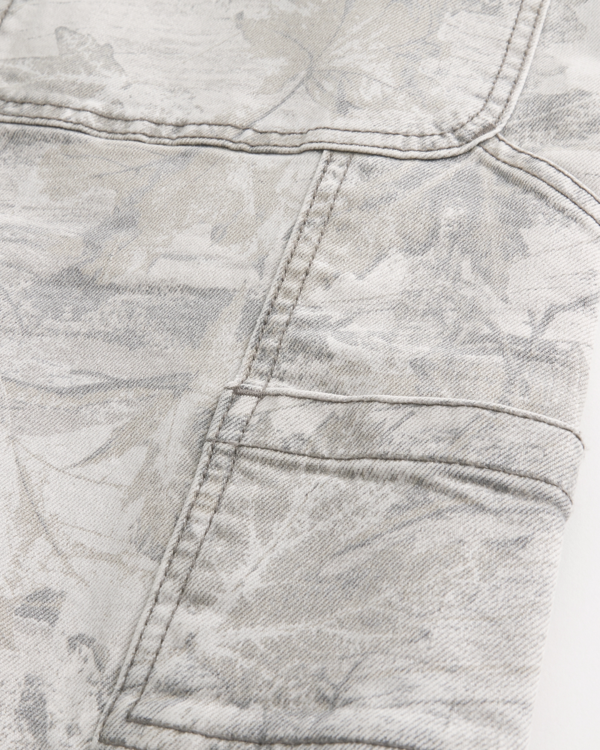 Camo Super Baggy Painter Jeans