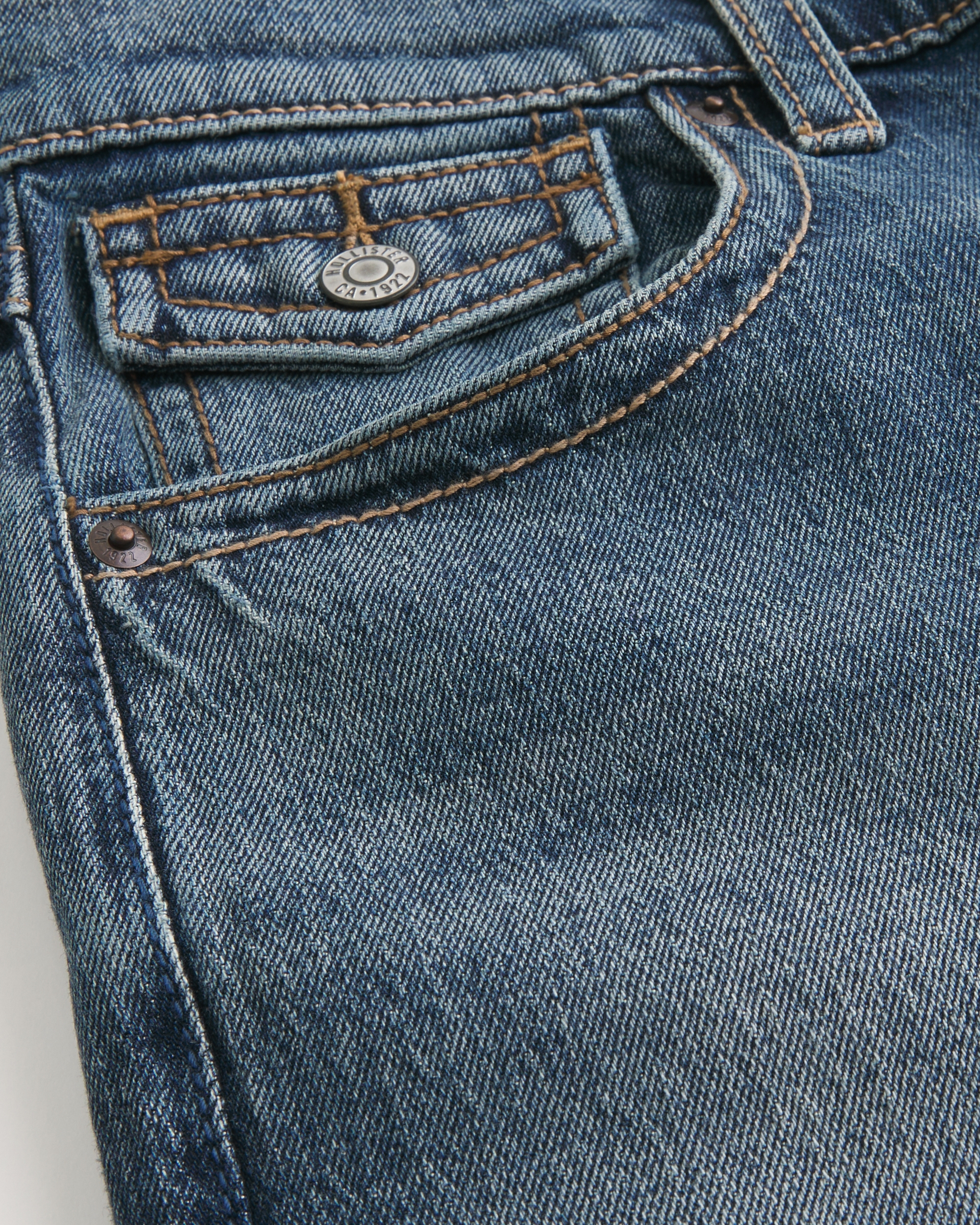 Medium Wash Flap Pocket Baggy Bootcut Jeans