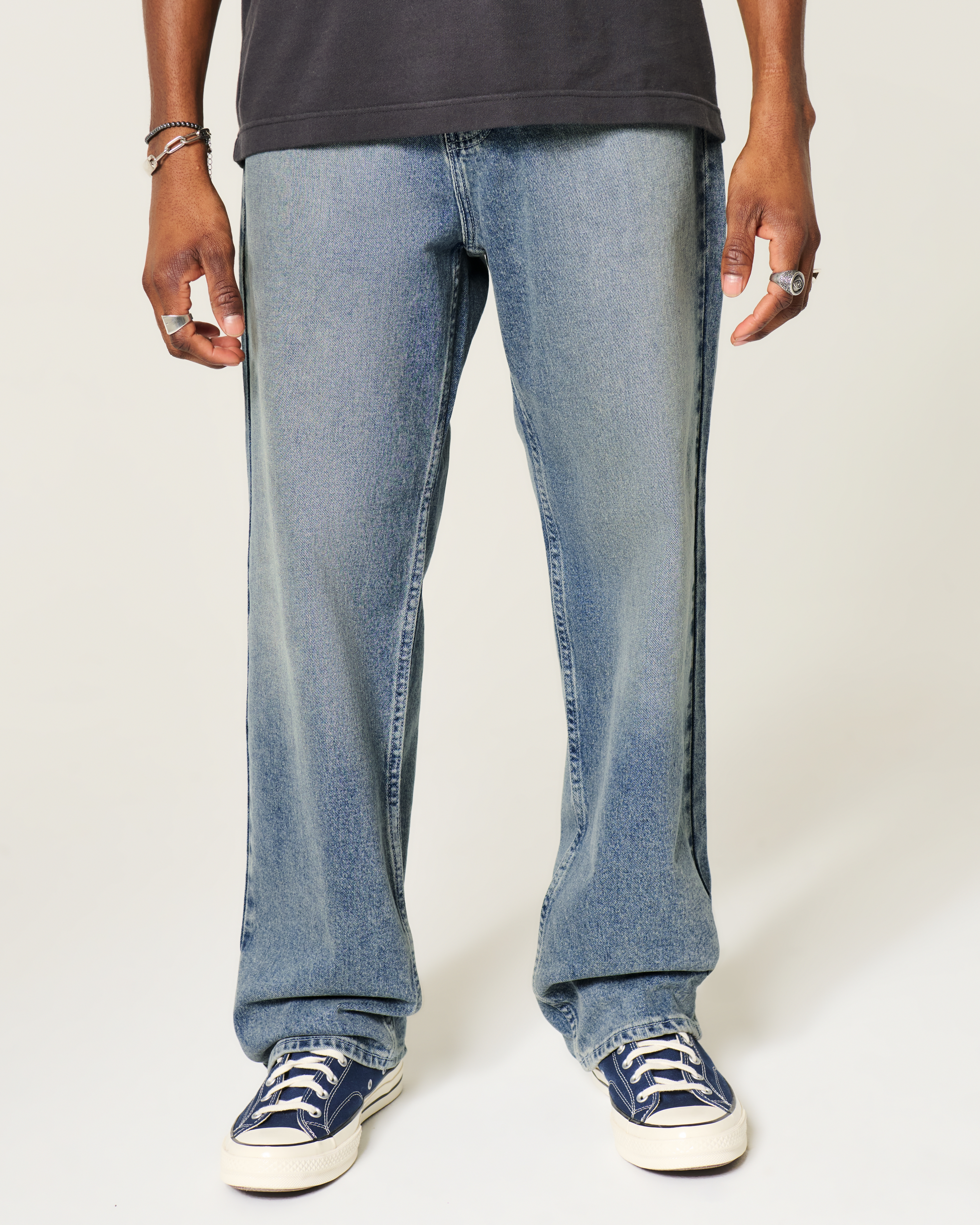 Medium Wash Baggy Jeans