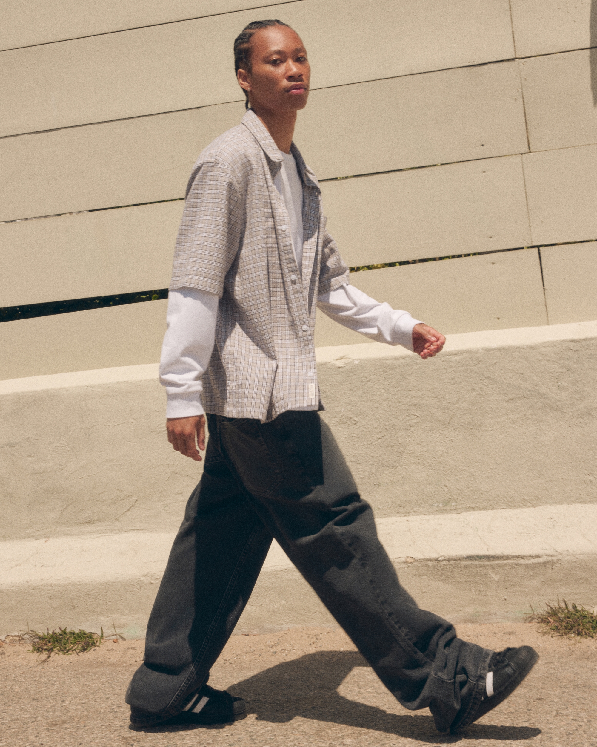 Low-Rise Baggy Jeans