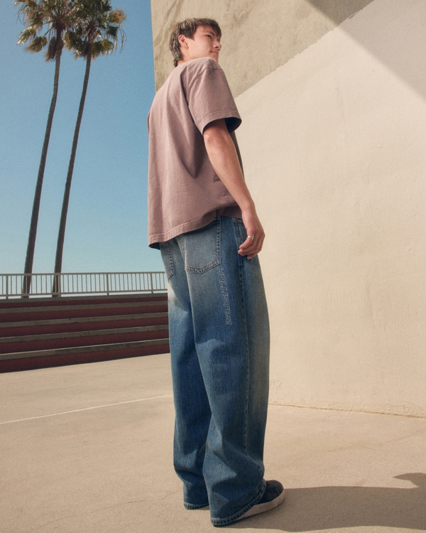 Low-Rise Logo Embroidery Baggy Jeans, Dark view 2