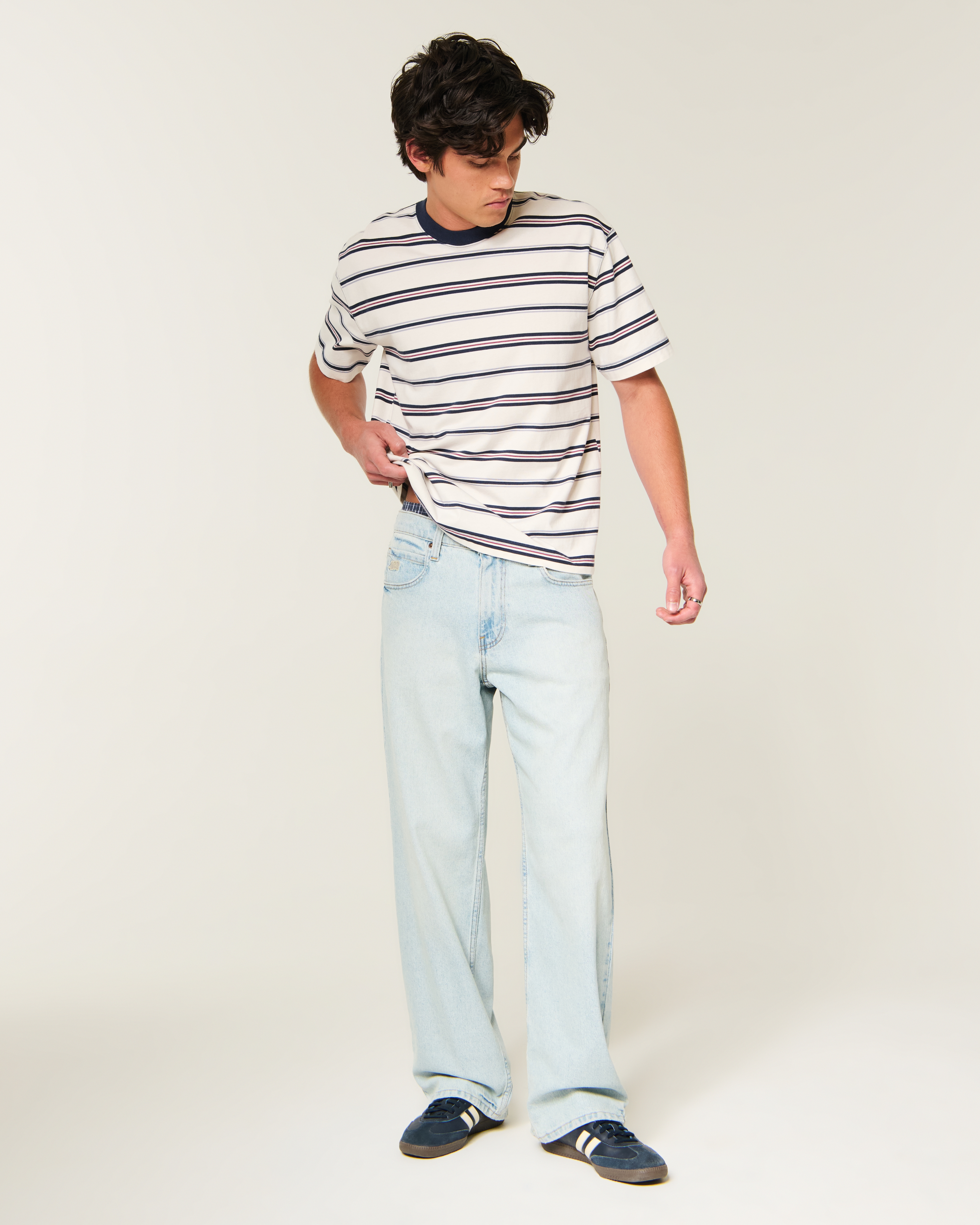 Low-Rise Baggy Jeans