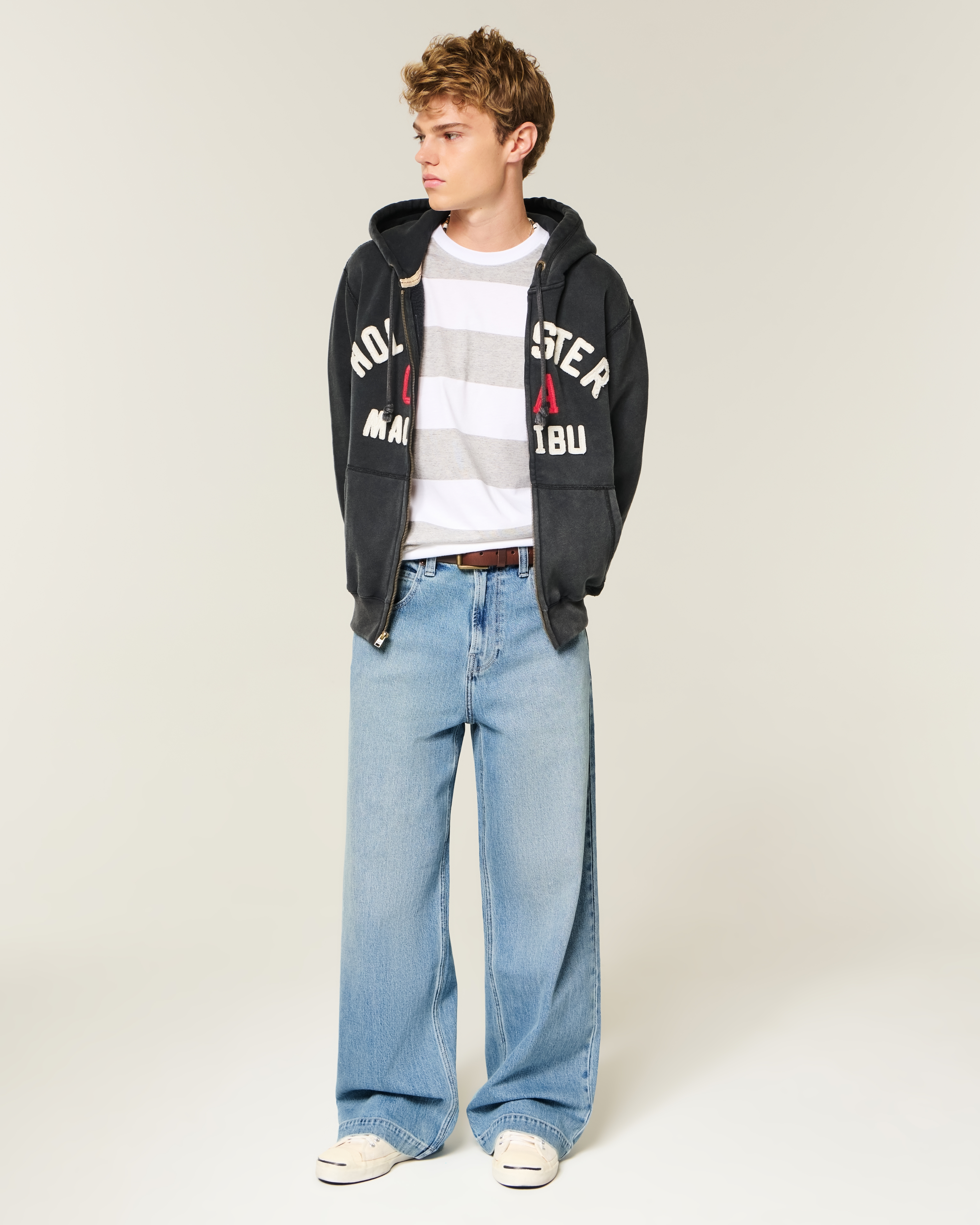 Medium Wash Eagle Embroidery Super Baggy Jeans