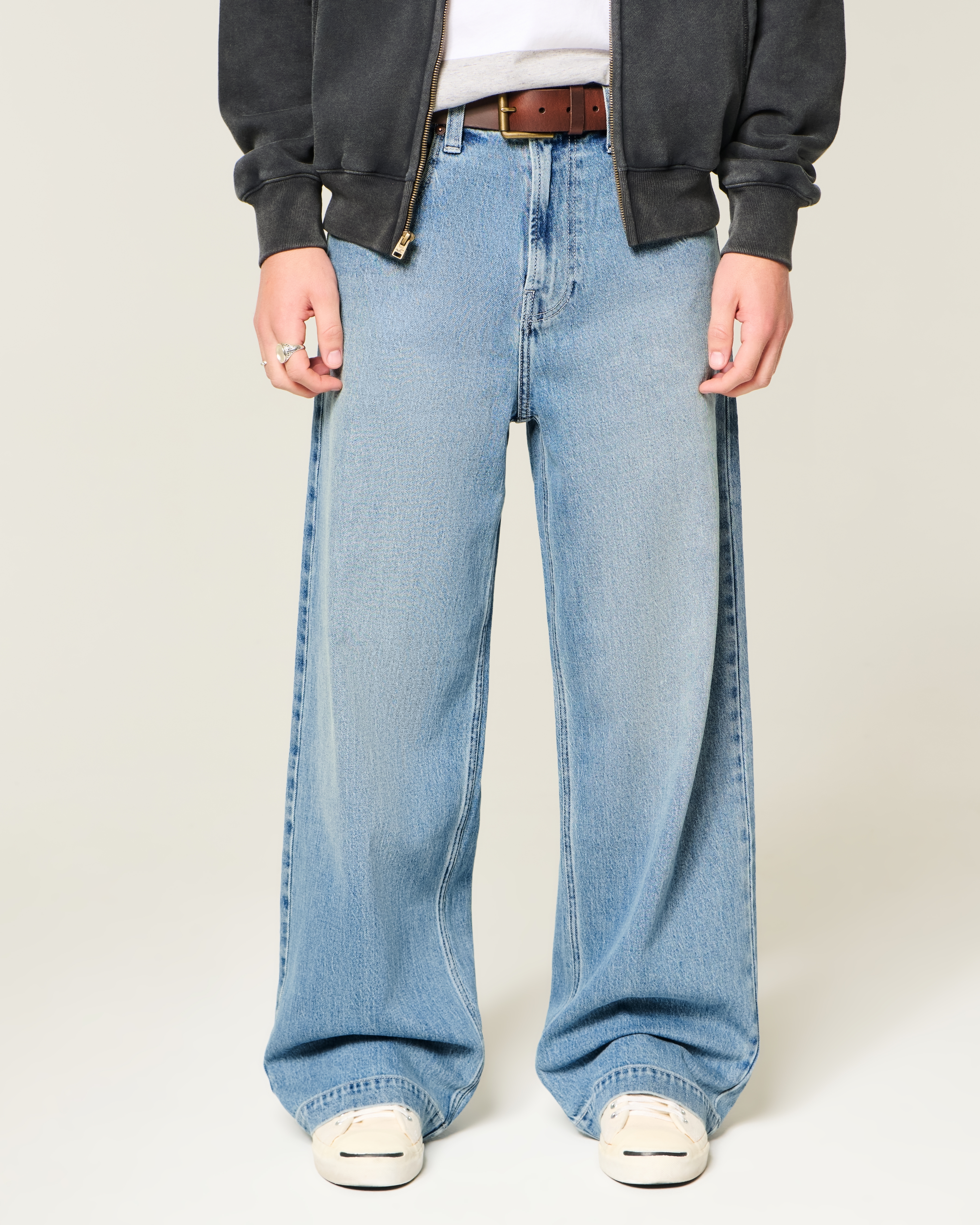 Medium Wash Eagle Embroidery Super Baggy Jeans