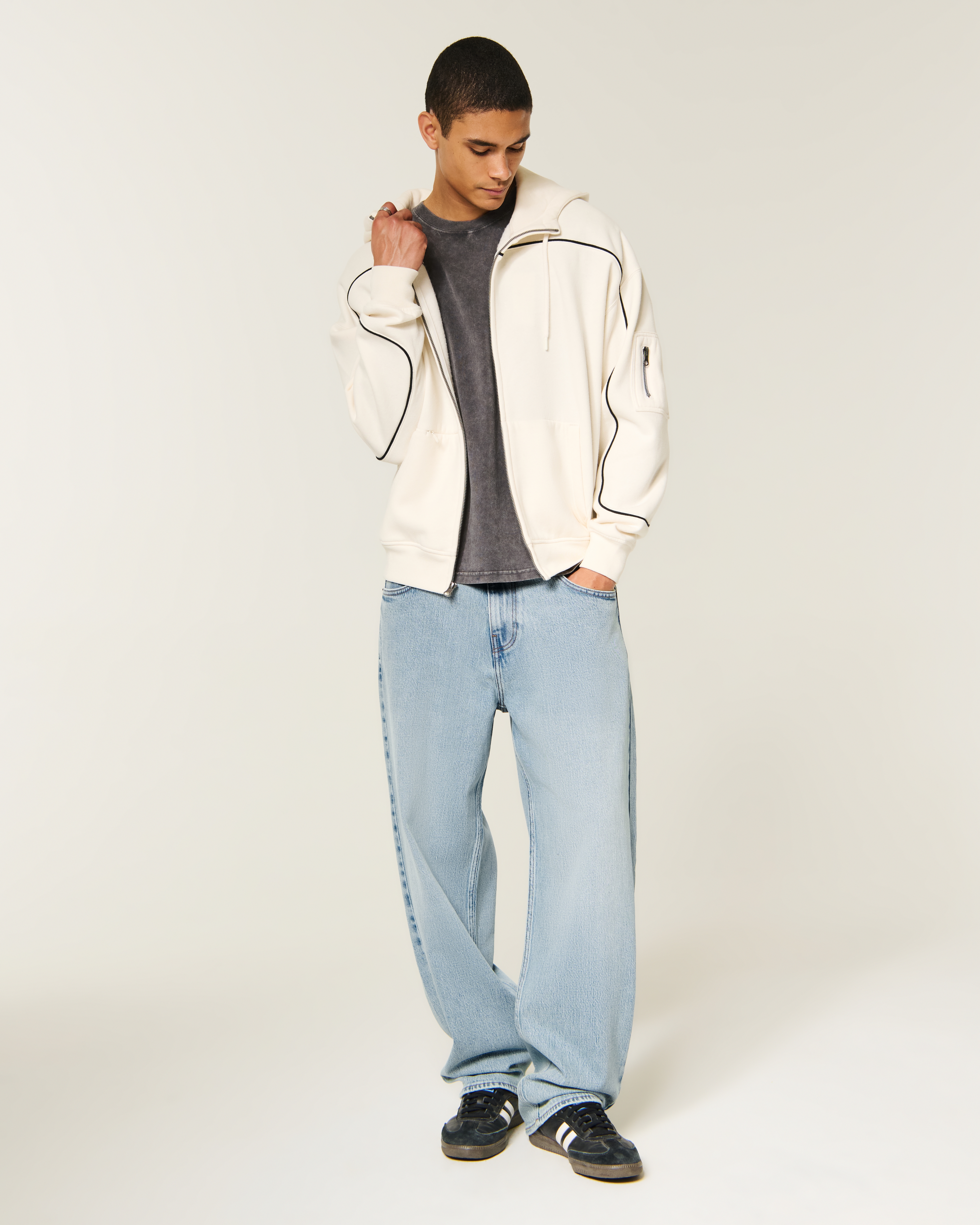 Medium Wash Skater Baggy Jeans