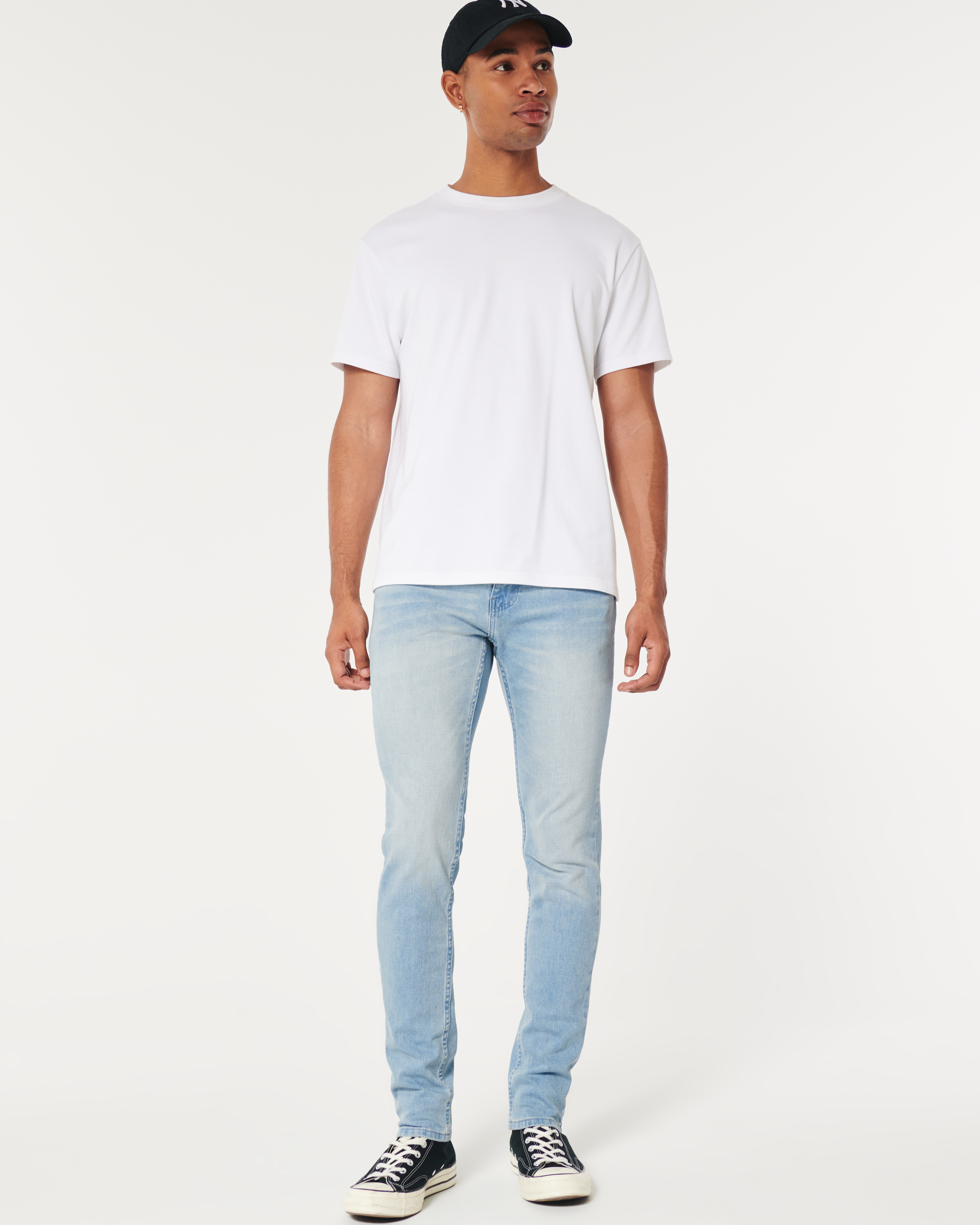 Men s Skinny Jeans in Light Size 38 X 30 from Hollister