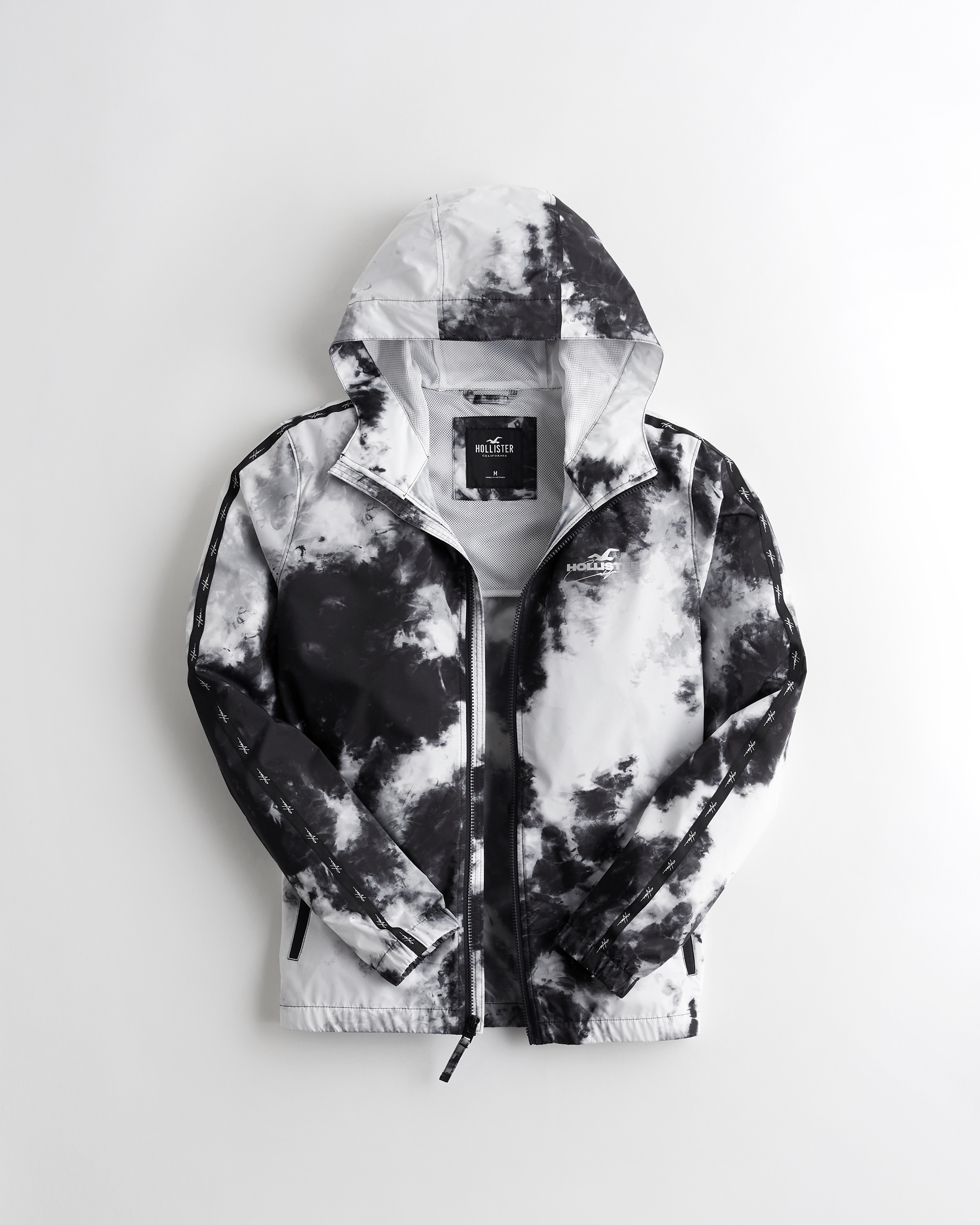 hollister windbreaker
