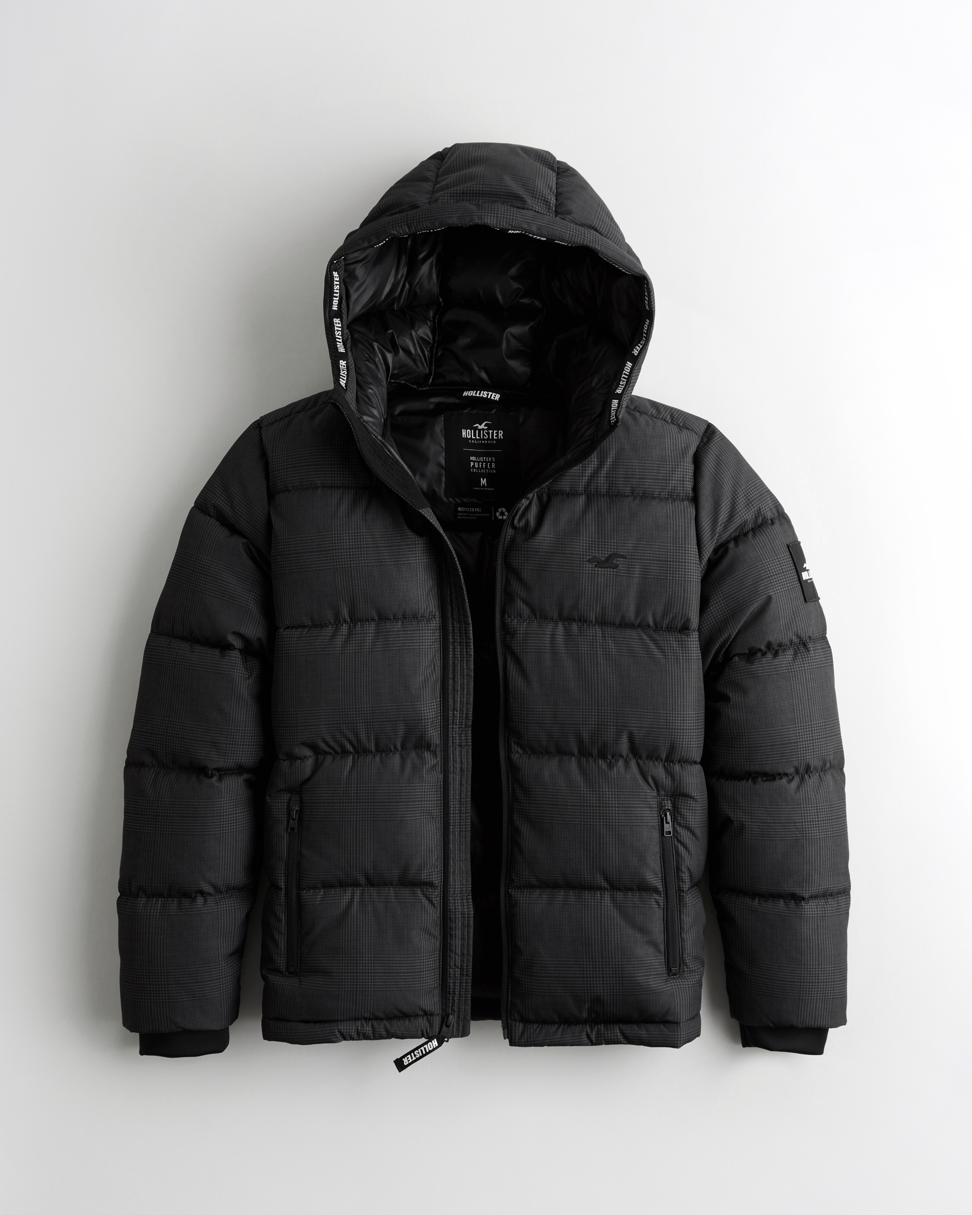 Hollister recycled fill hooded puffer clearance jacket