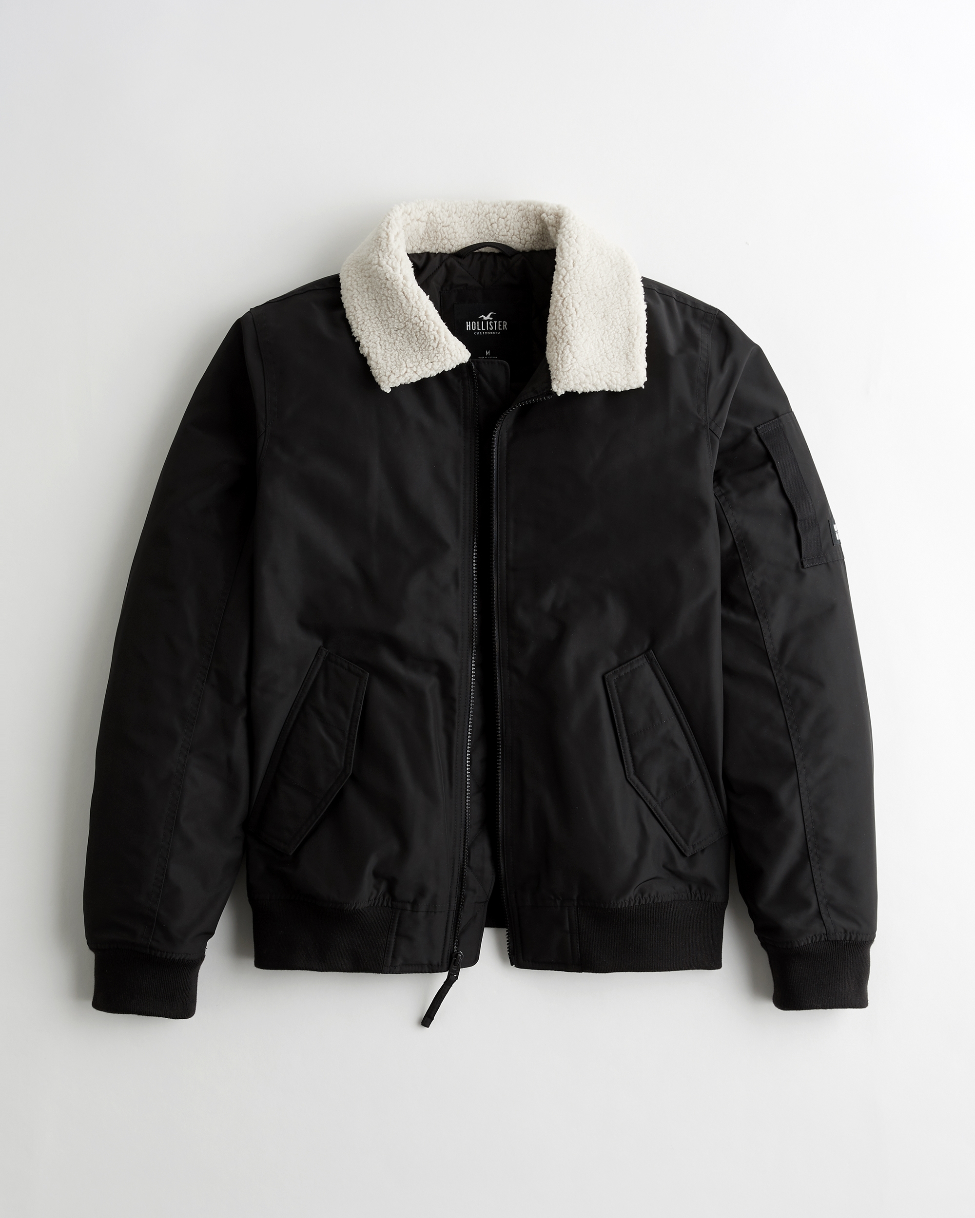 hollister outerwear clearance