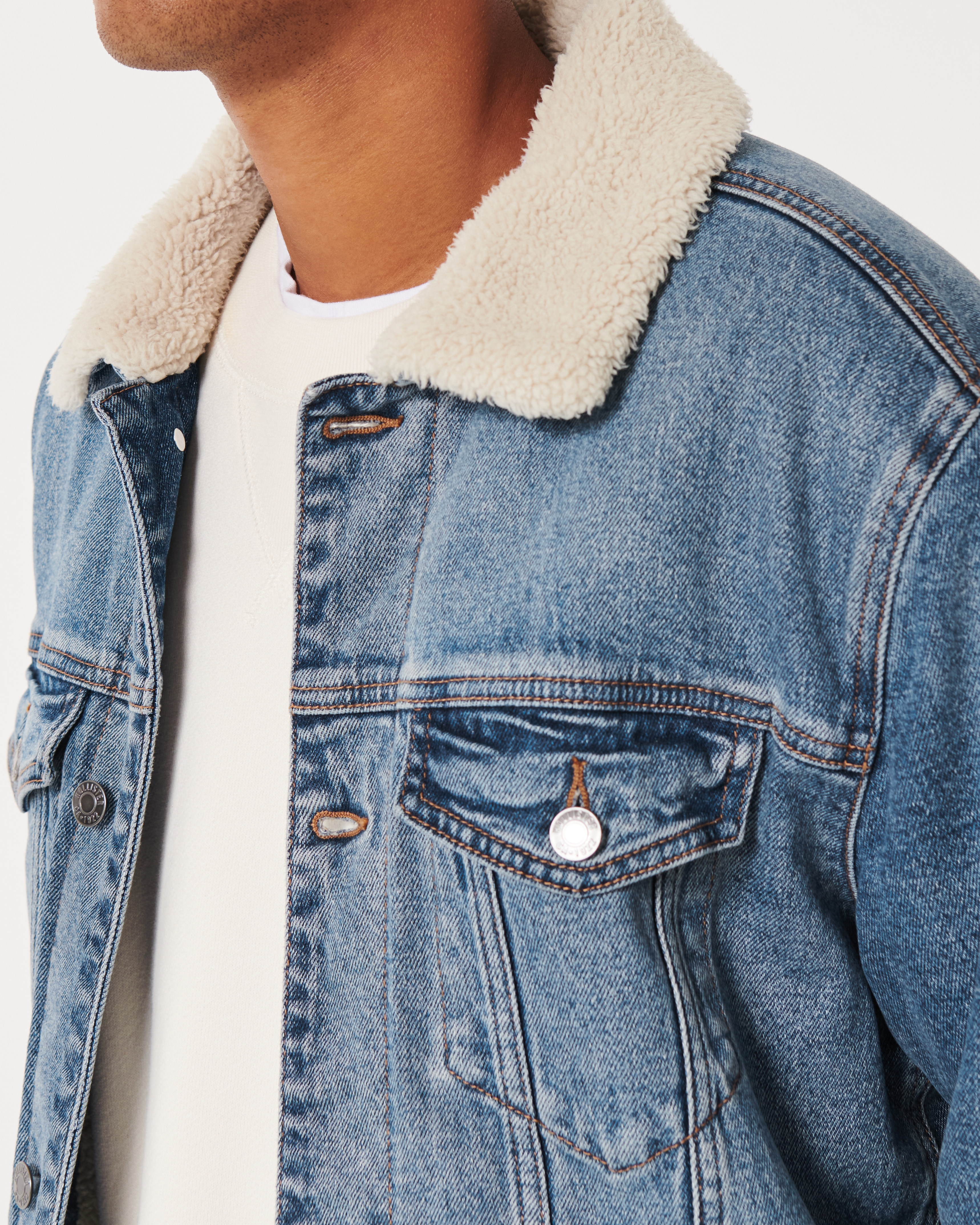 Hollister sherpa jacket deals mens