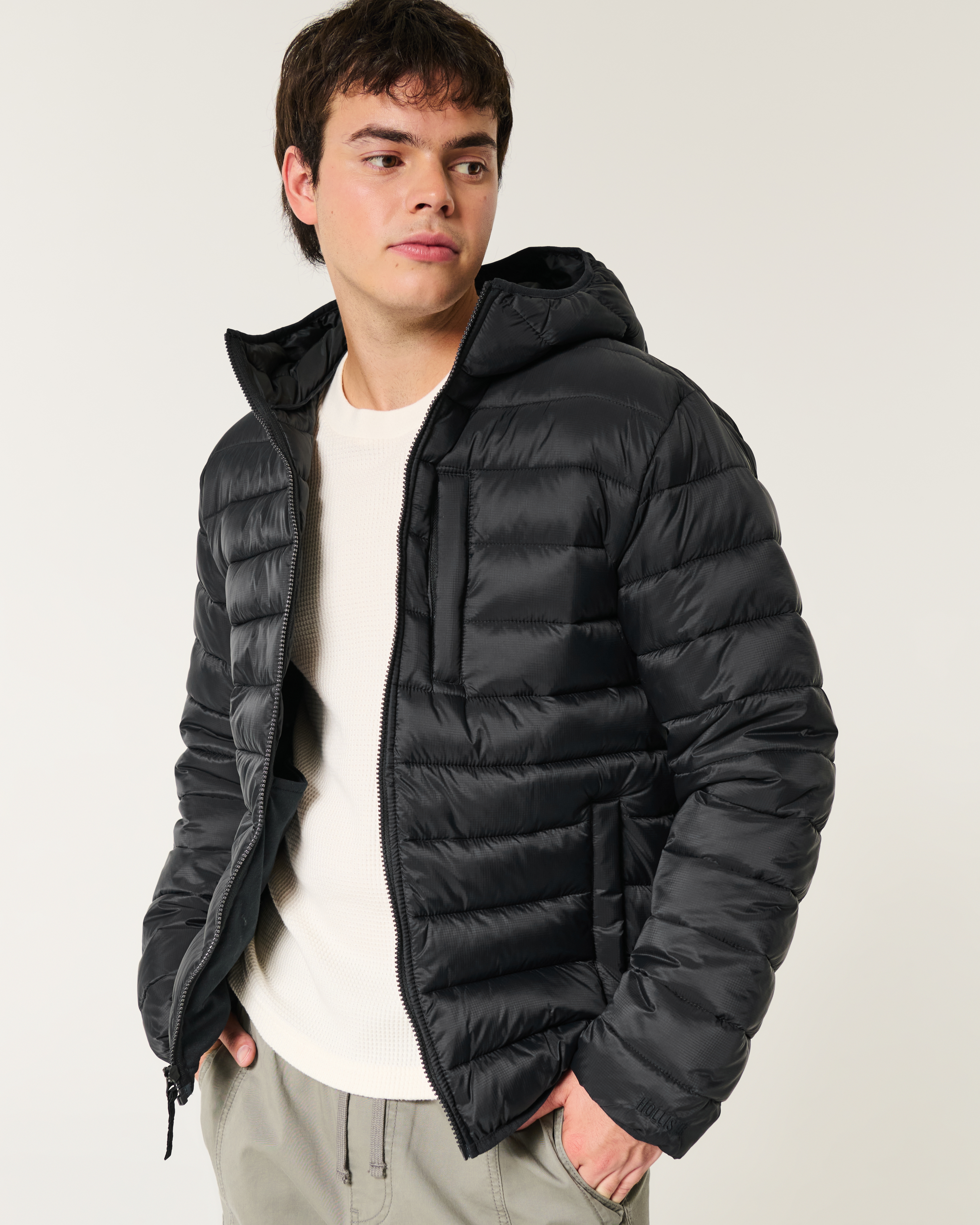 Hollister eniugh logo lightweight puffer