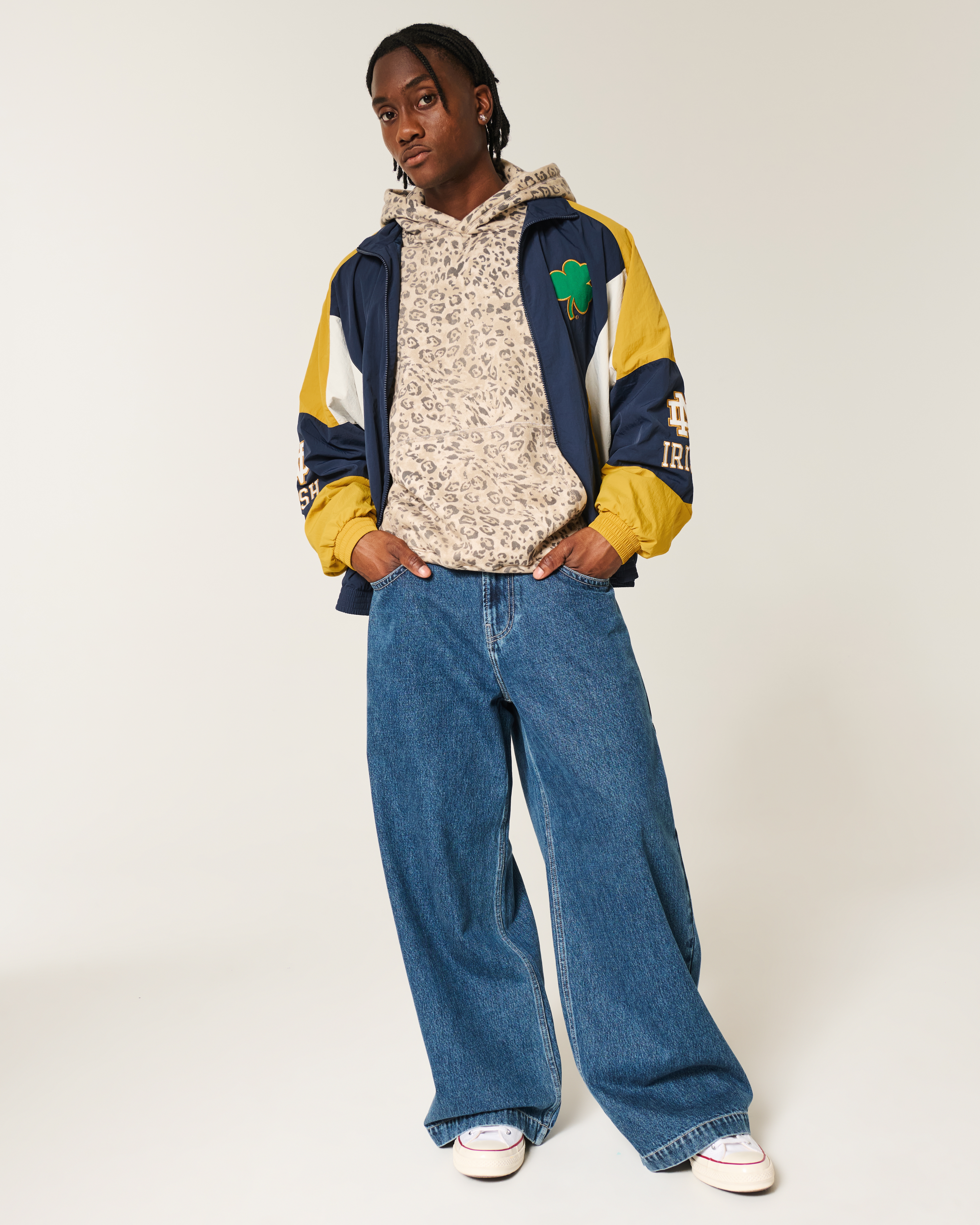 University of Notre Dame Fighting Irish Graphic Windbreaker Jacket