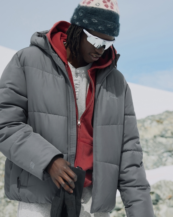 Hollister Feel Good Puffer Jacket